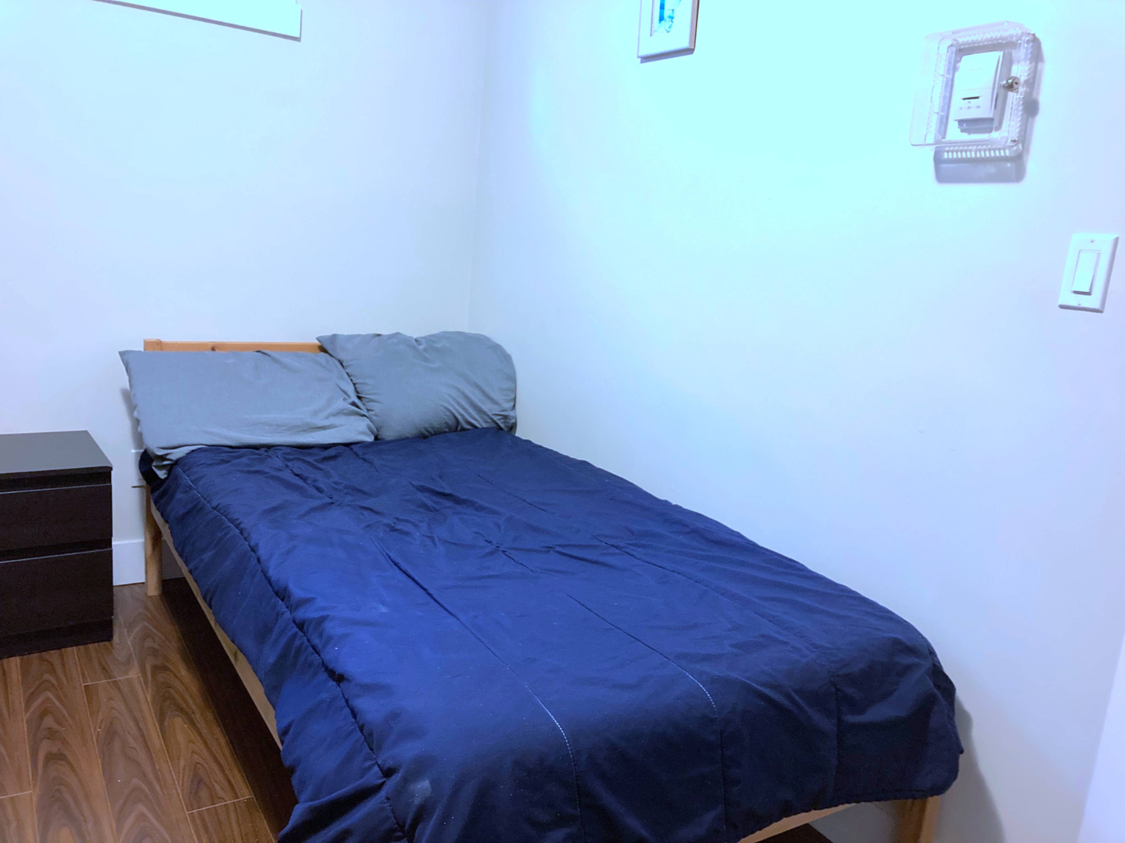 E 55th Ave, Vancouver, BC Furnished Room for Rent liv.rent