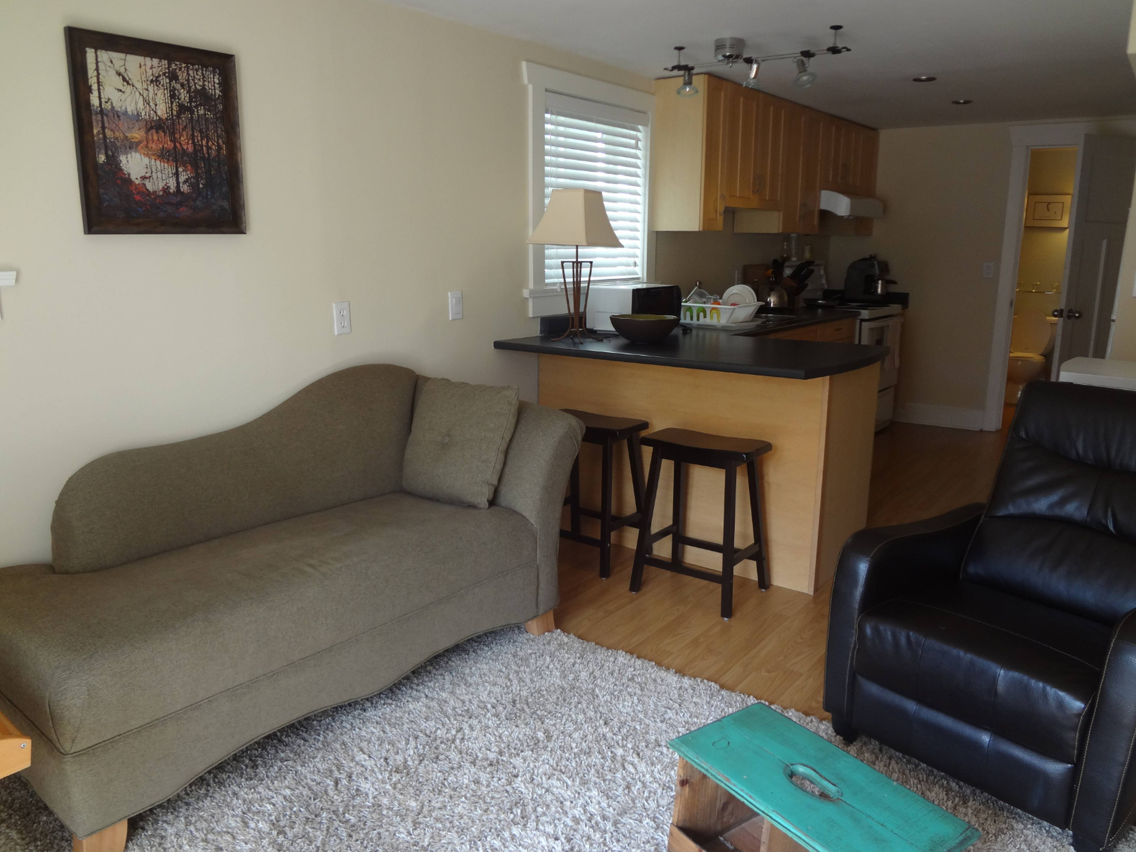 2609 W 10th Ave. 2609 W 10th Ave, Vancouver, BC 1 Bedroom Apartment