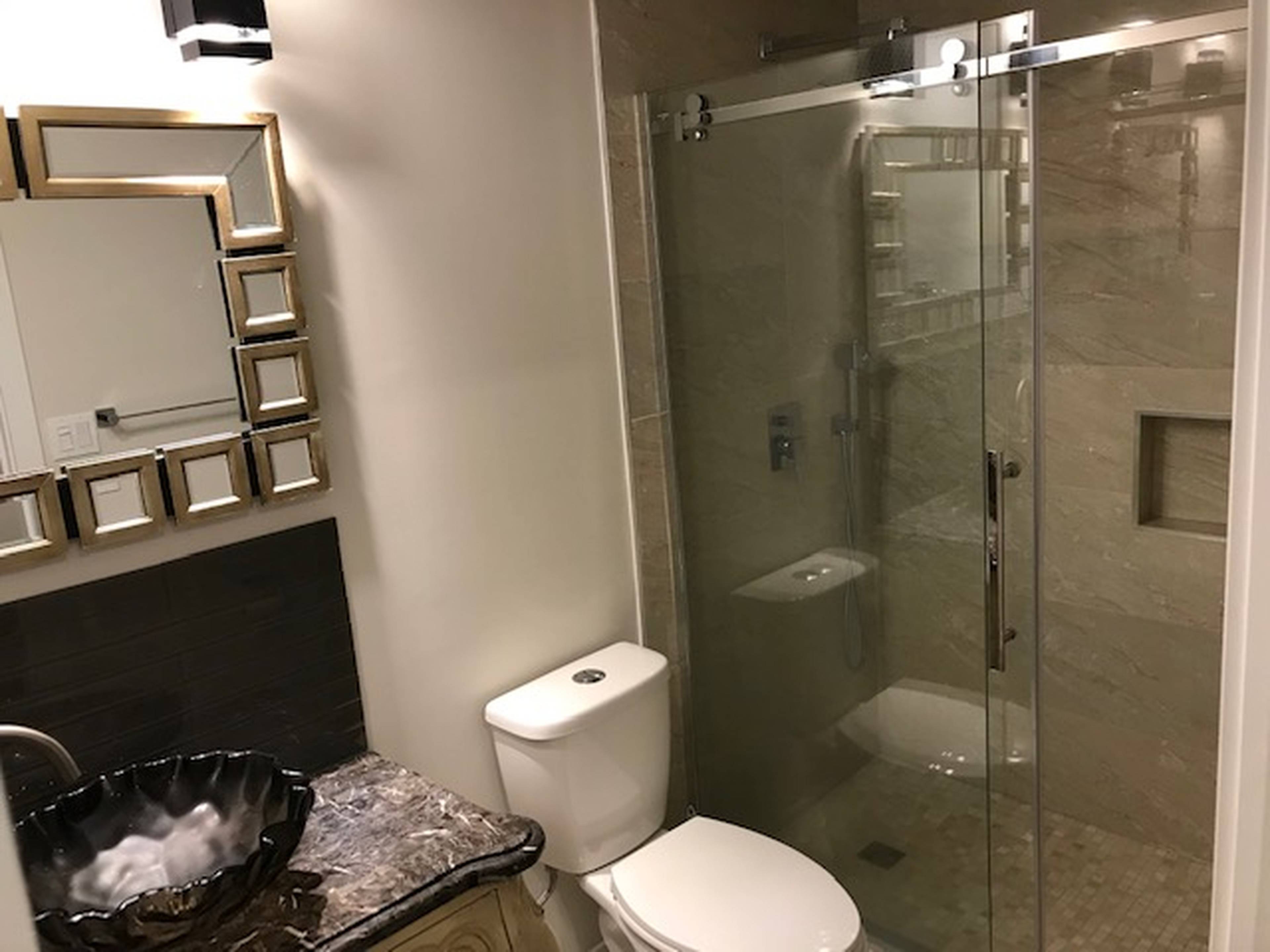 Wise Ct, Coquitlam, BC 1 Bedroom House for Rent liv.rent