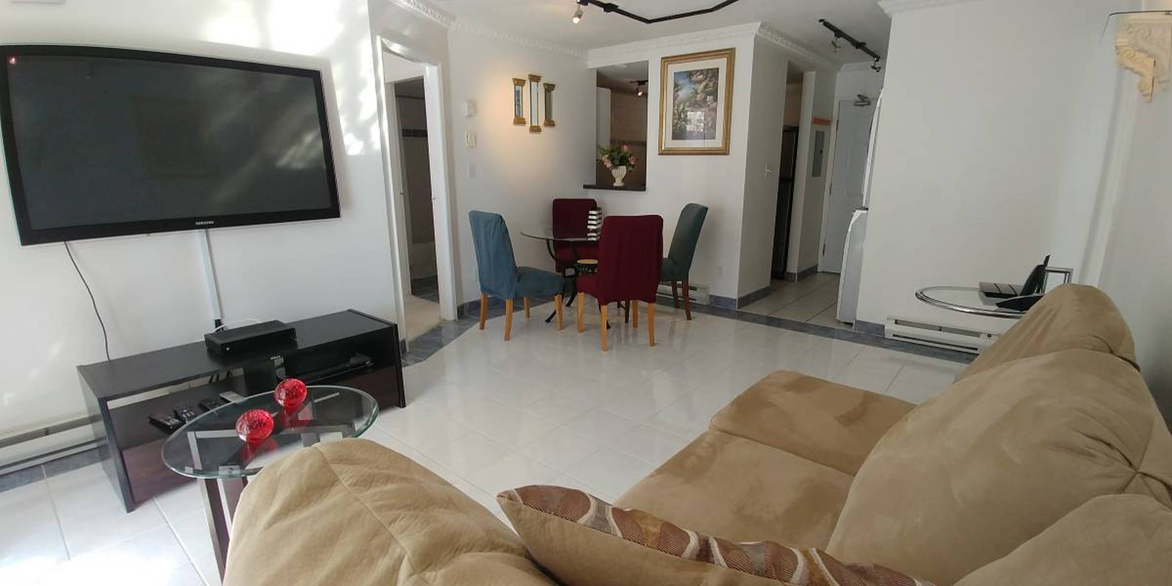 2 ch.  · 2 s. de bains for rent $3,400 / mois