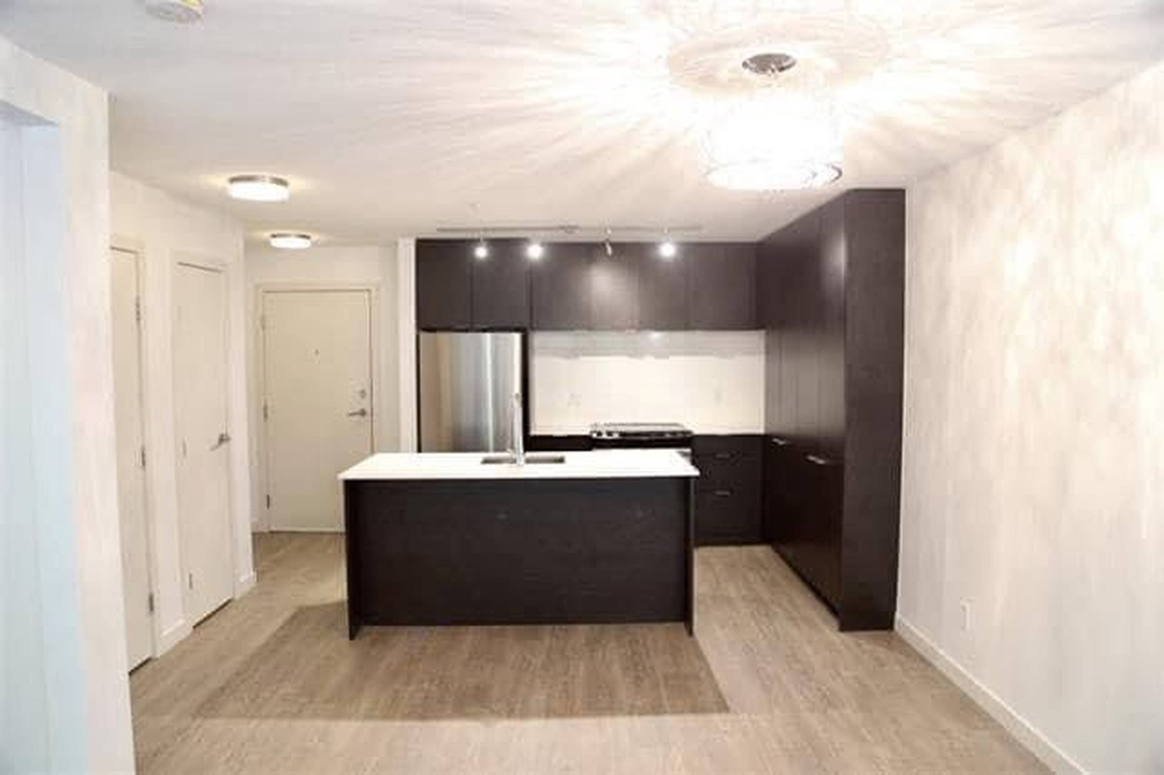 1679 Lloyd Ave 1