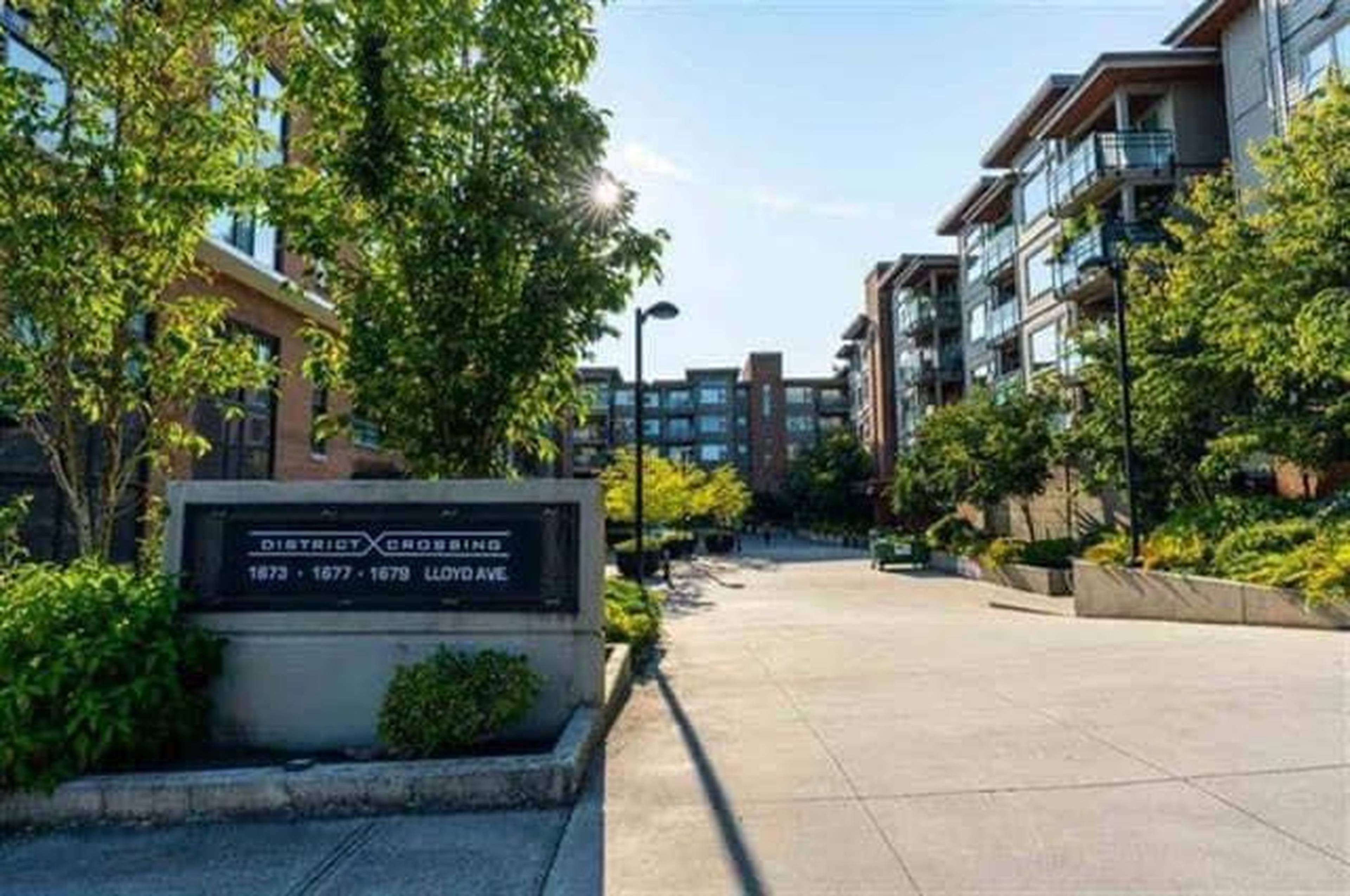 1679 Lloyd Ave 13