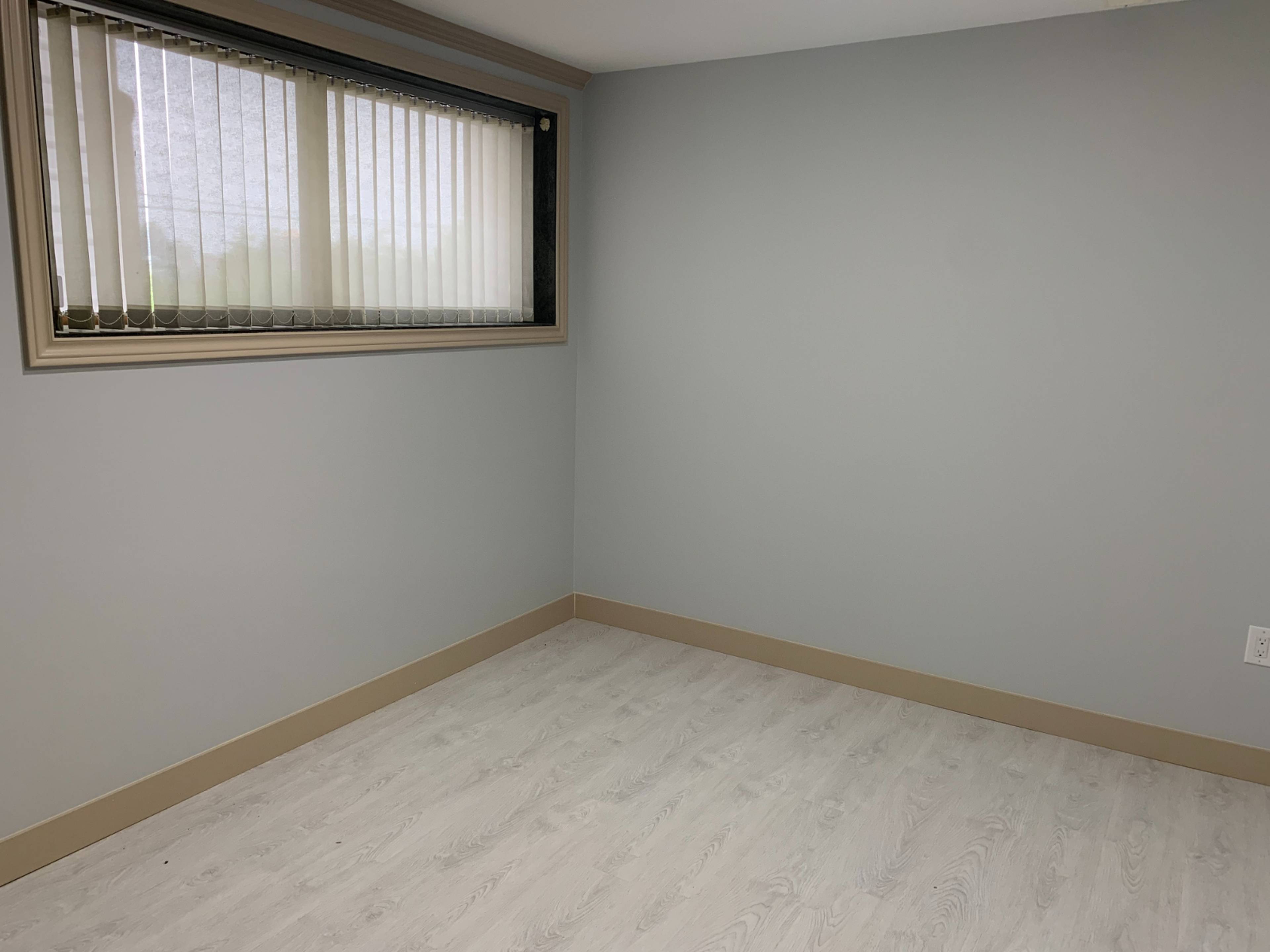 Parker St, Burnaby, BC 3 Bedroom Room for Rent liv.rent