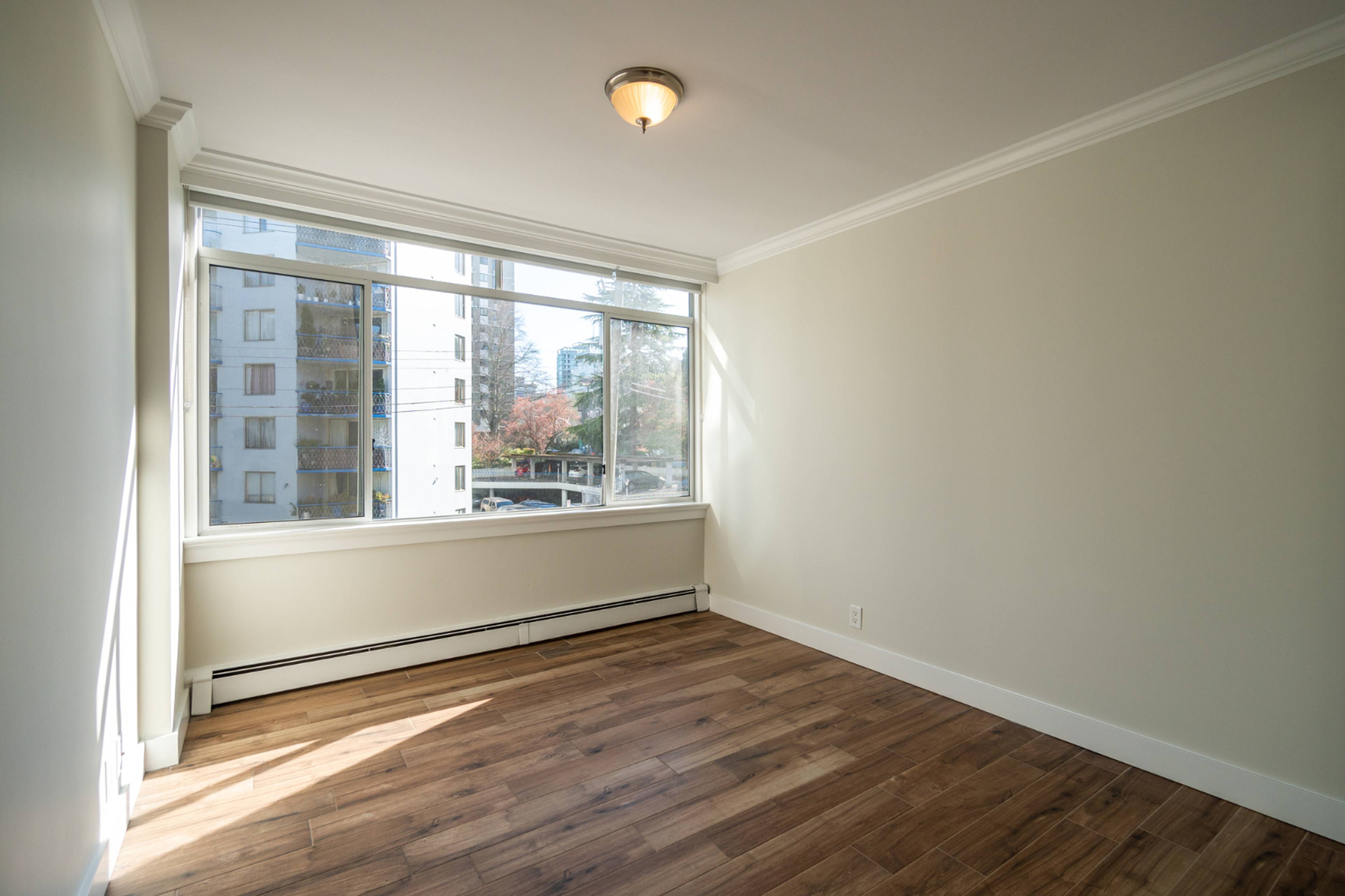 109 8616 Oak St, Vancouver, BC Studio Apartment for Rent liv.rent