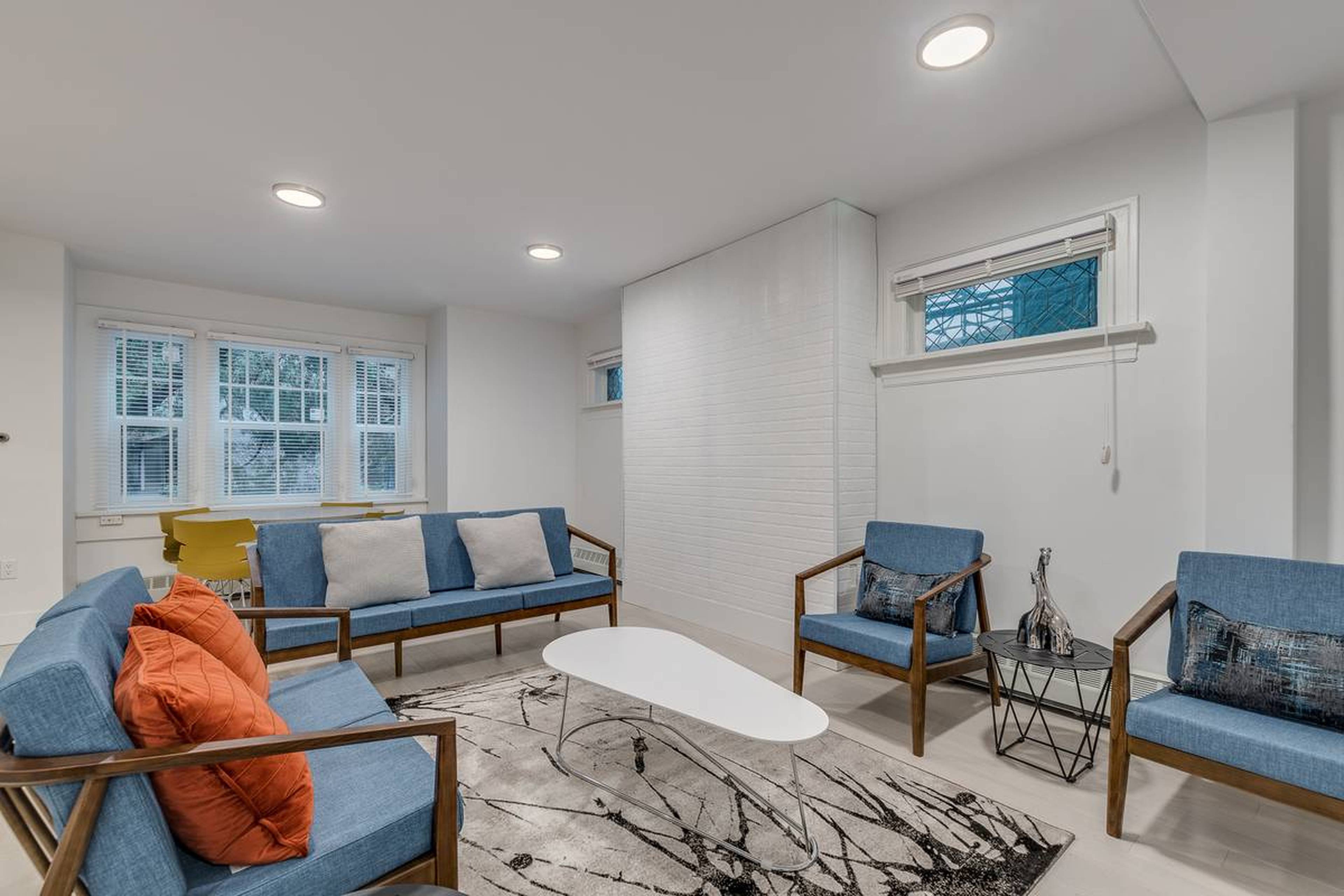 3 Bed  · 2 Bath for rent $4,450 / month