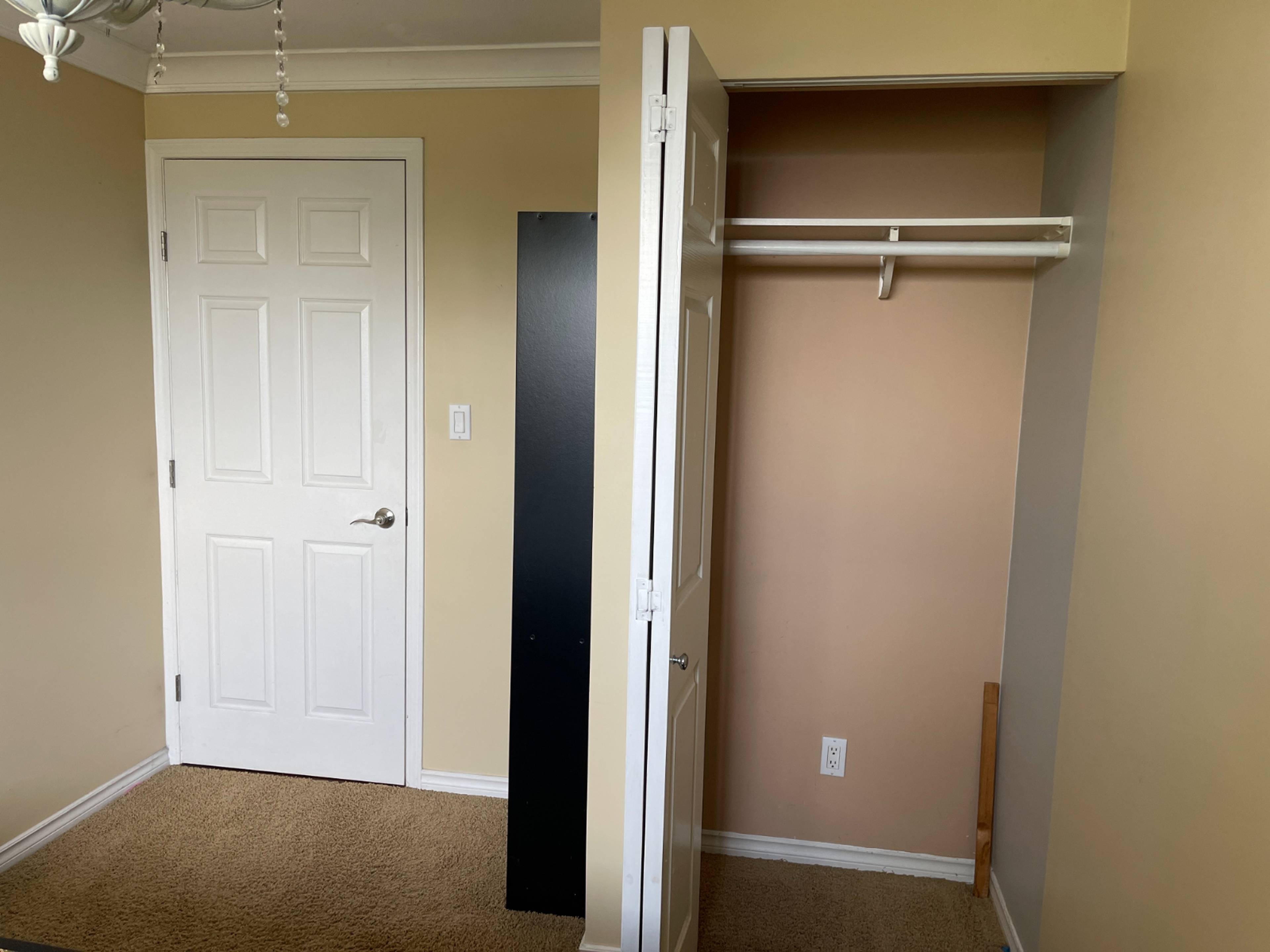 11157 164 St, Surrey, BC 1 Bedroom Room for Rent liv.rent