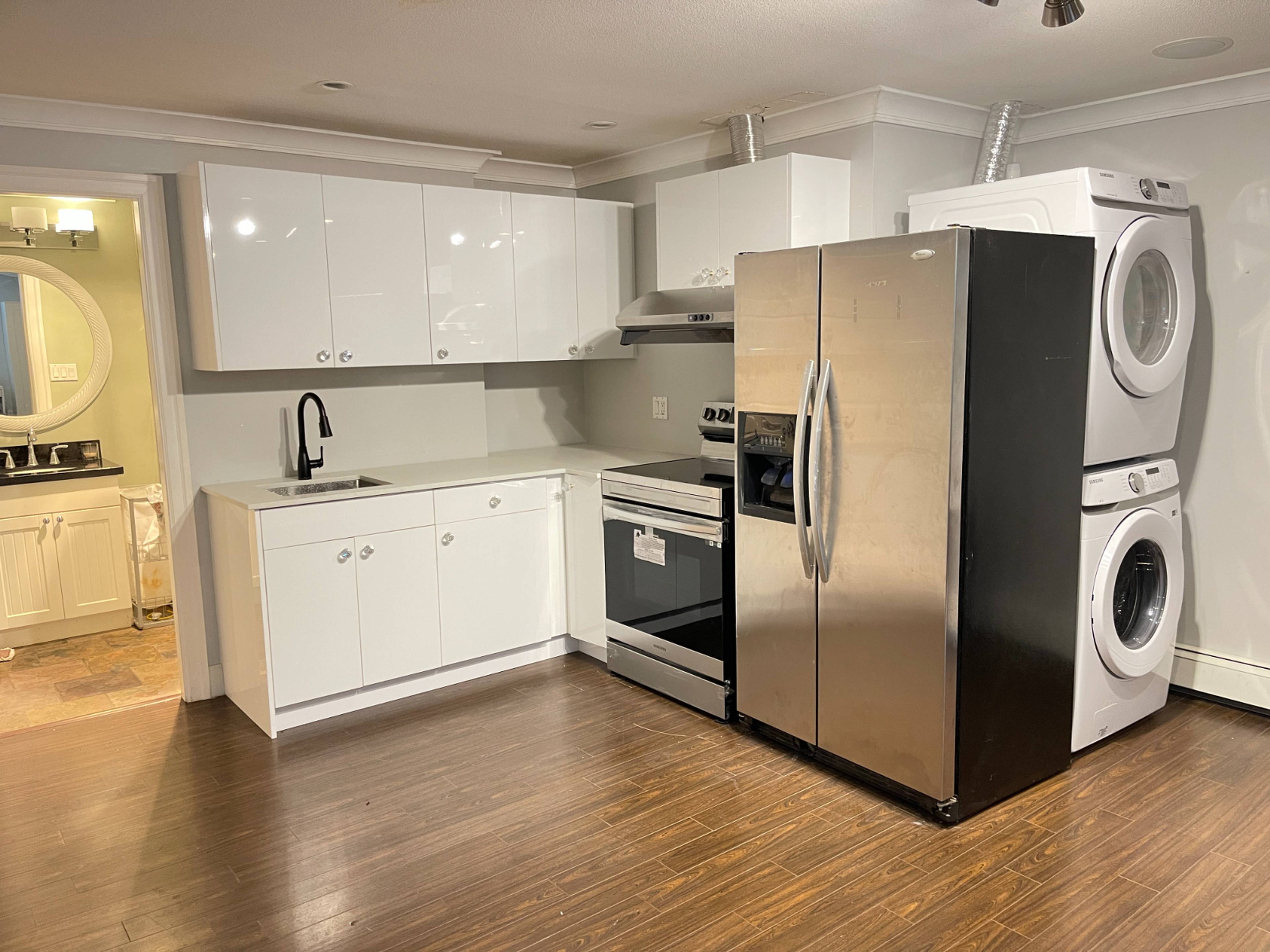 11157 164 St, Surrey, BC 1 Bedroom Room for Rent liv.rent