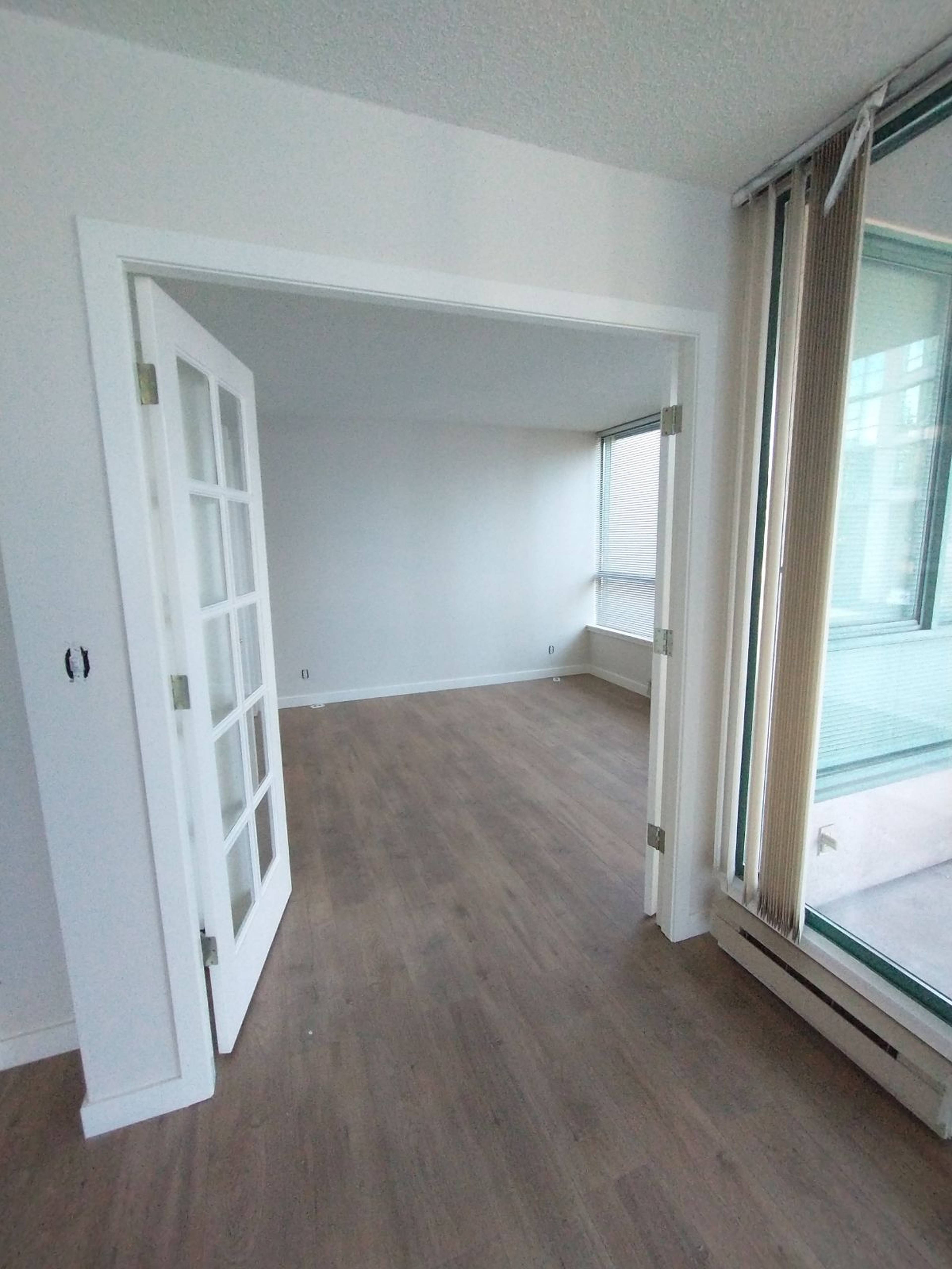 8831 Lansdowne Rd, Richmond, BC 2 Bedroom Apartment for Rent liv.rent