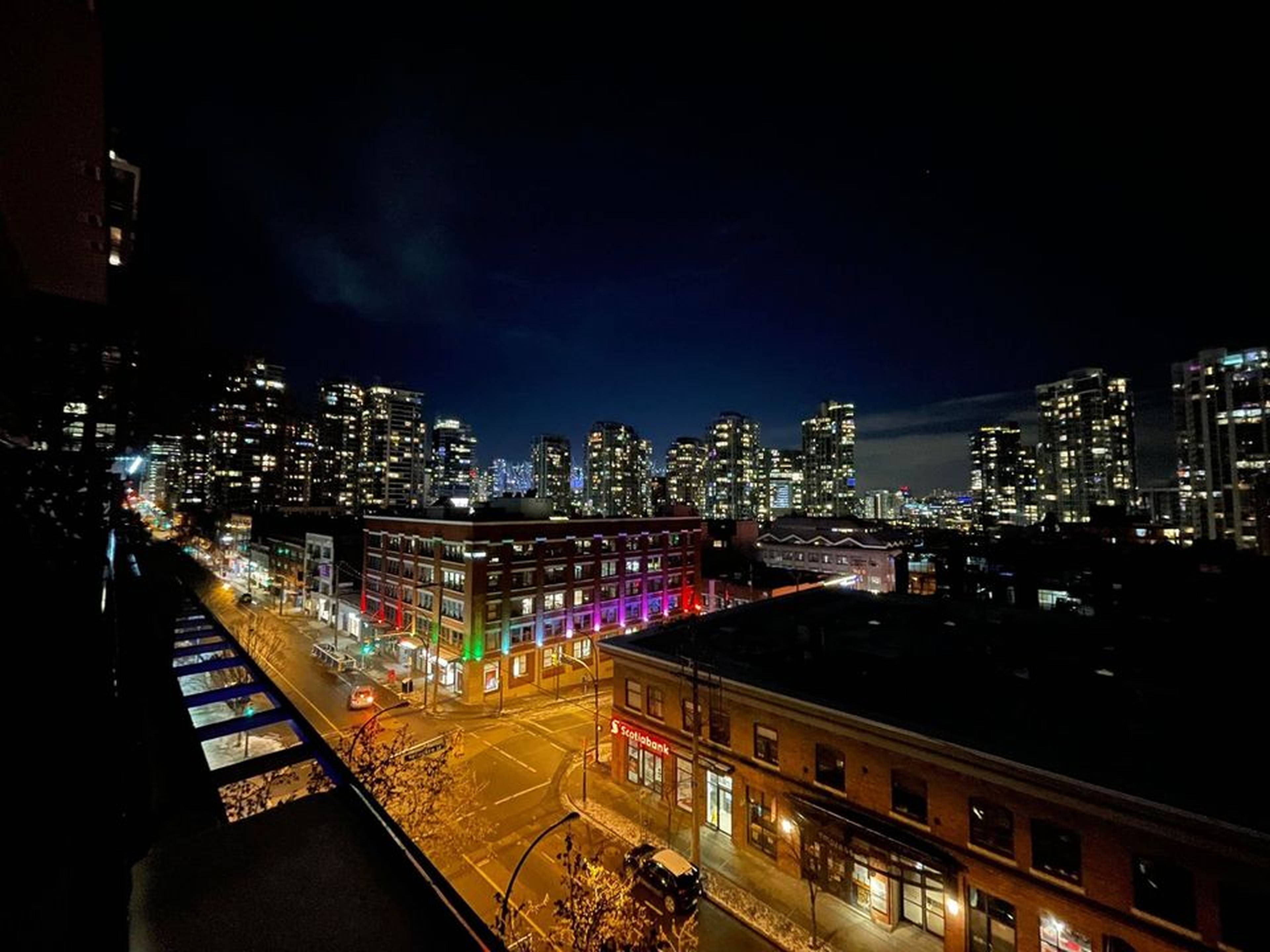 2 ch.  · 2 s. de bains for rent $4,150 / mois