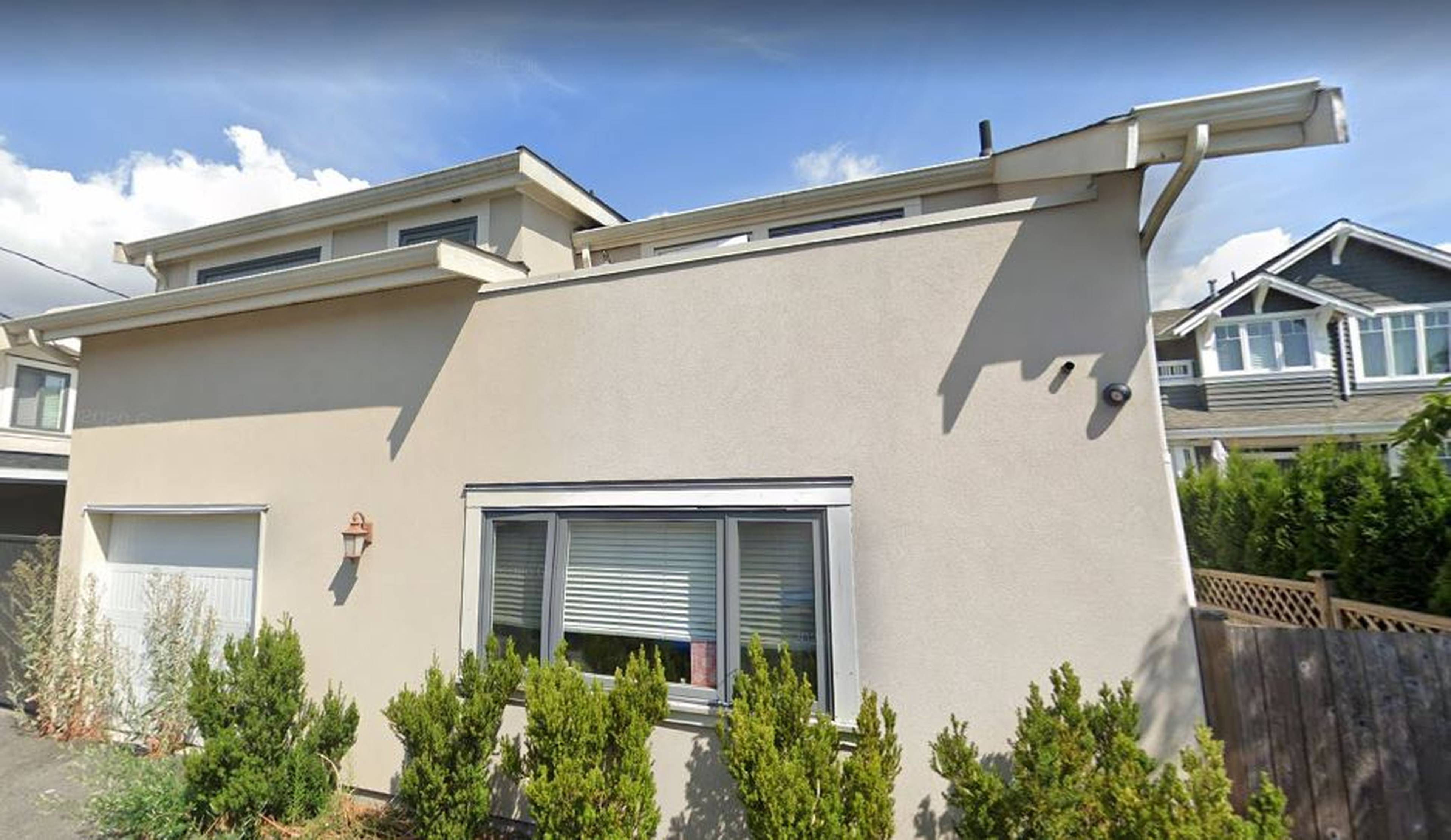 126 W 44th Ave, Vancouver, BC 2 Bedroom Room for Rent liv.rent