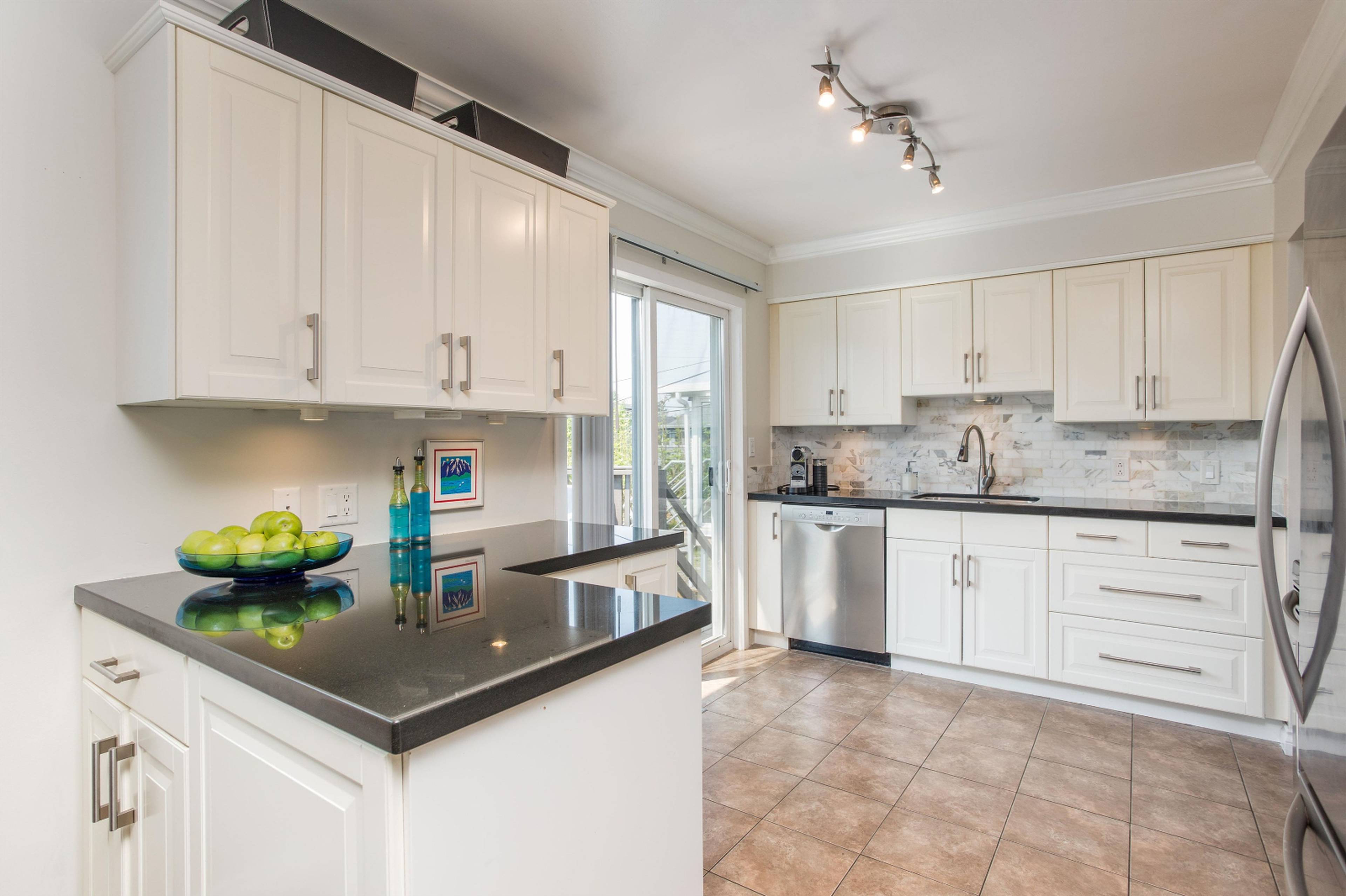 3040 Blundell Rd, Richmond, BC 5 室 独立屋 出租 liv.rent