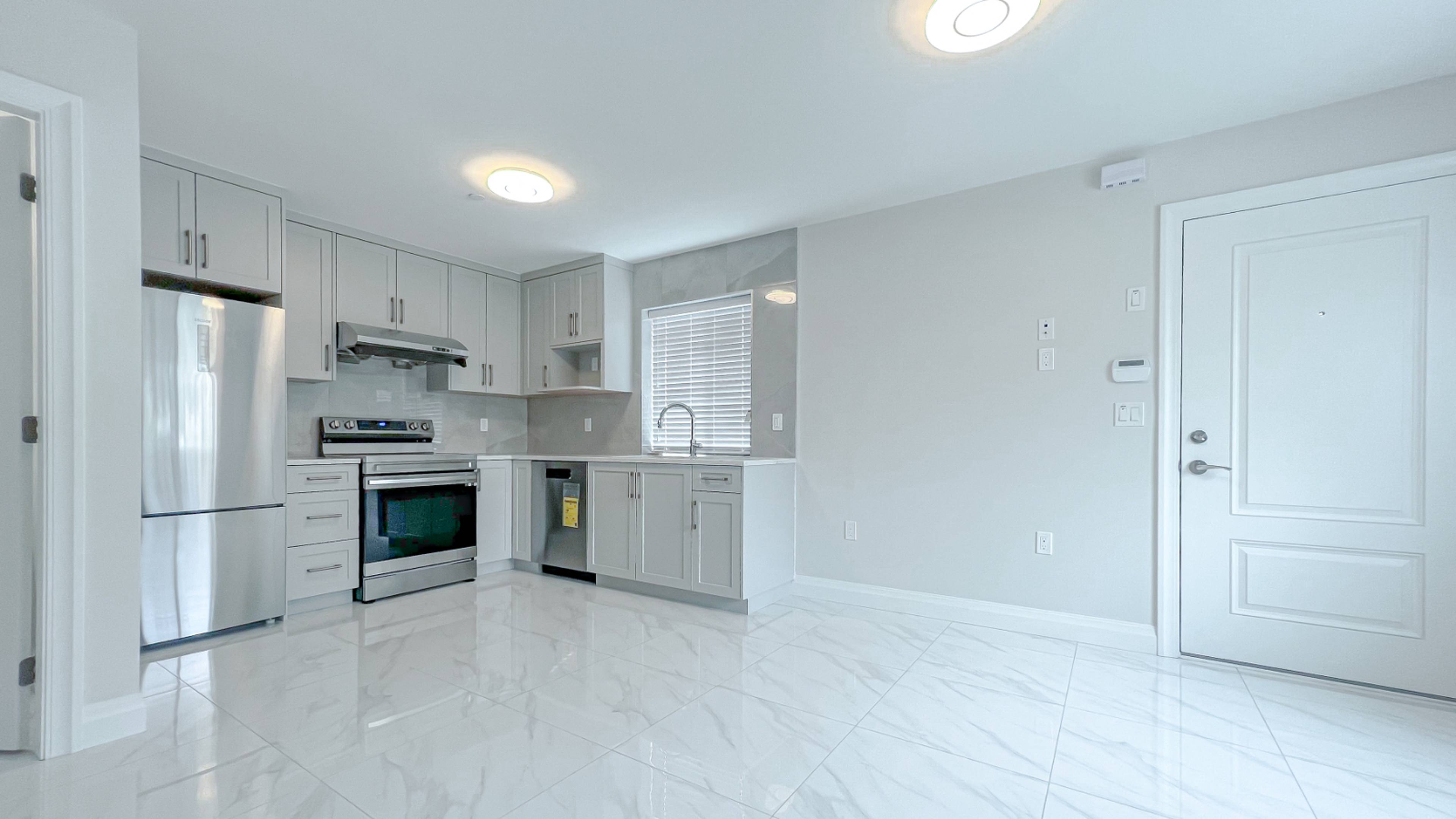 6775 Rupert St 1