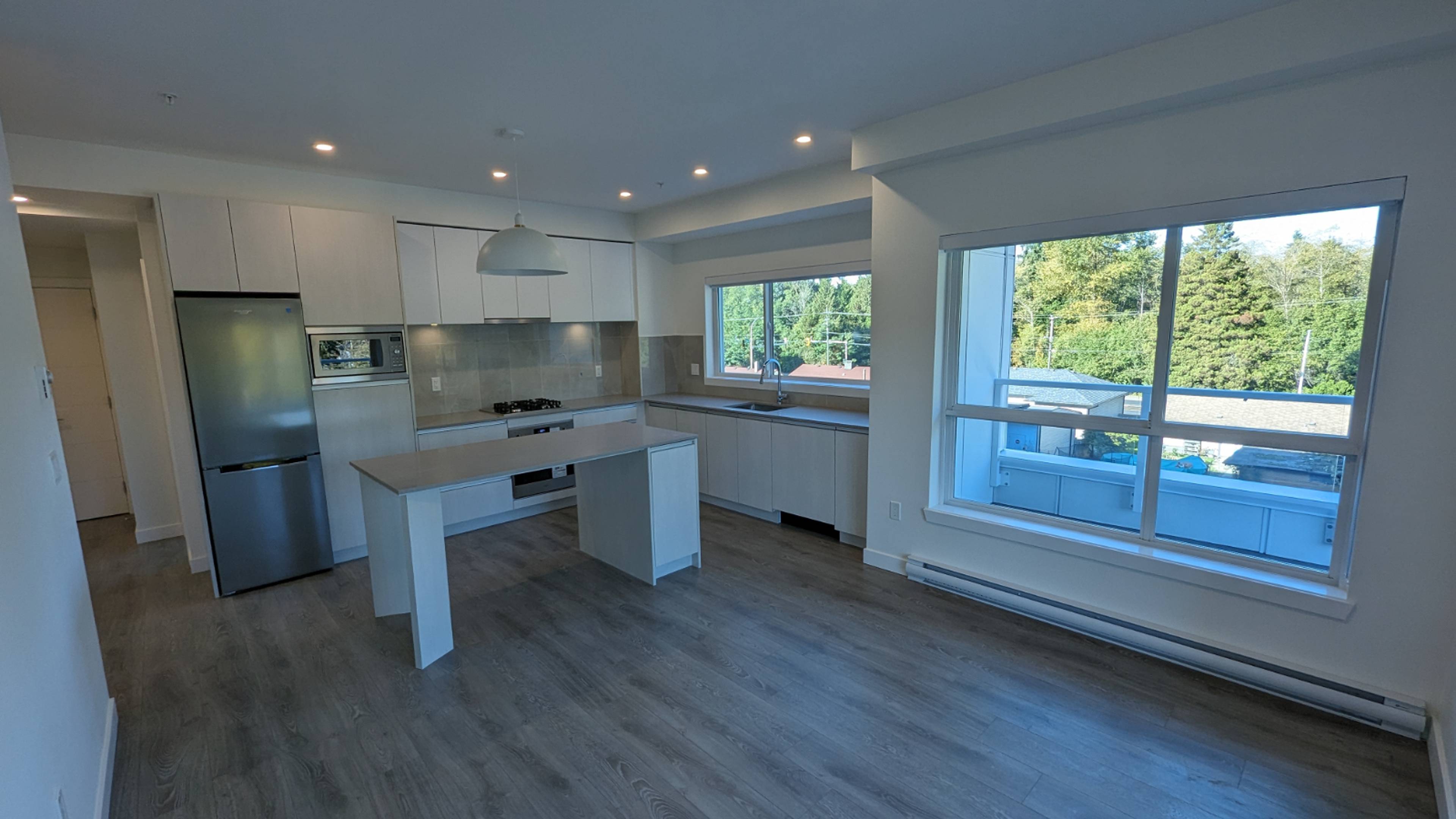 313 14225 103A Ave, Surrey, BC 2 Bedroom Apartment for Rent liv.rent