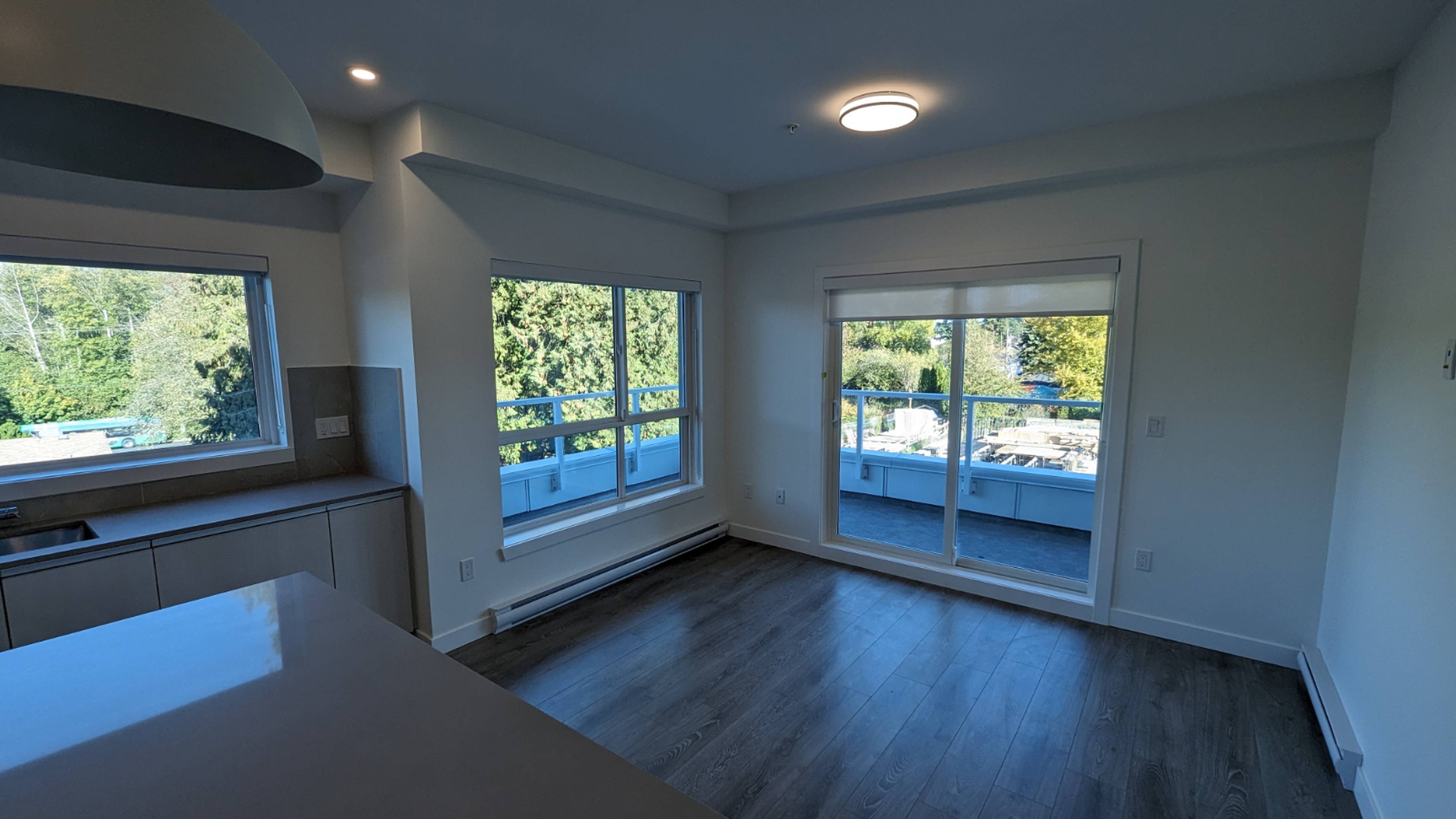 313 14225 103A Ave, Surrey, BC 2 Bedroom Apartment for Rent liv.rent