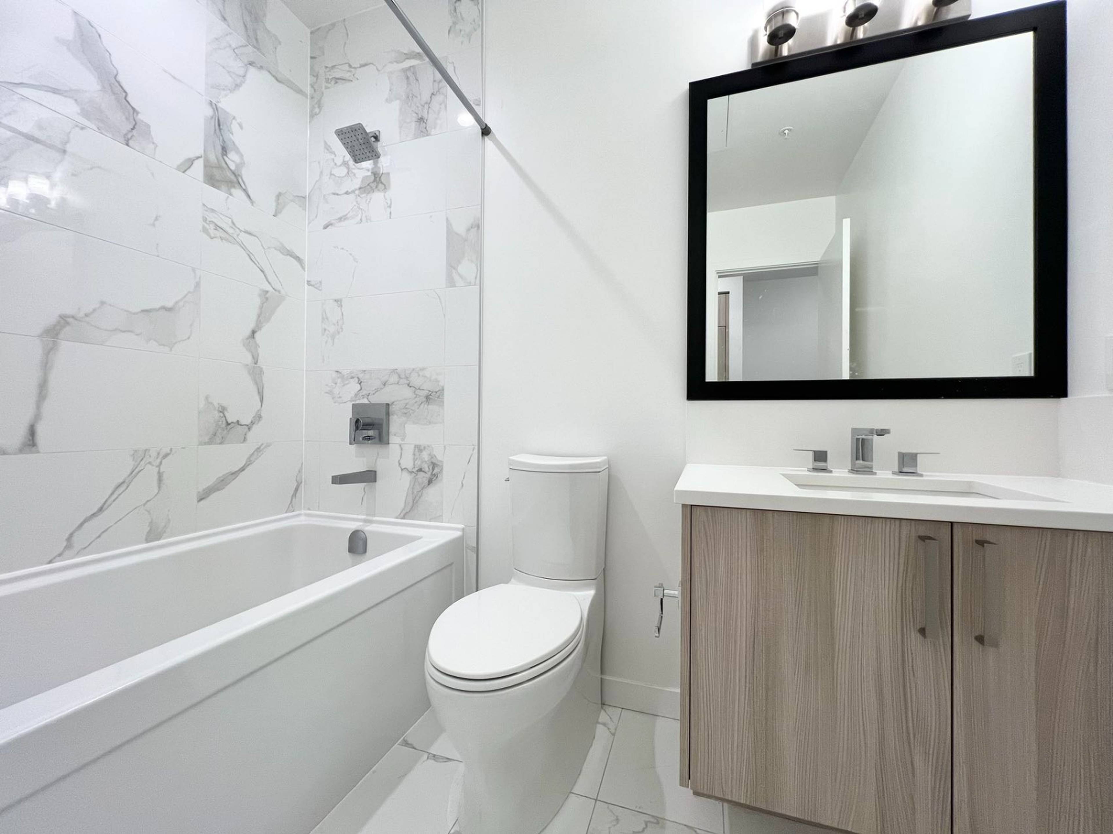 13350 Central Ave, Surrey, BC Studio Apartment for Rent liv.rent