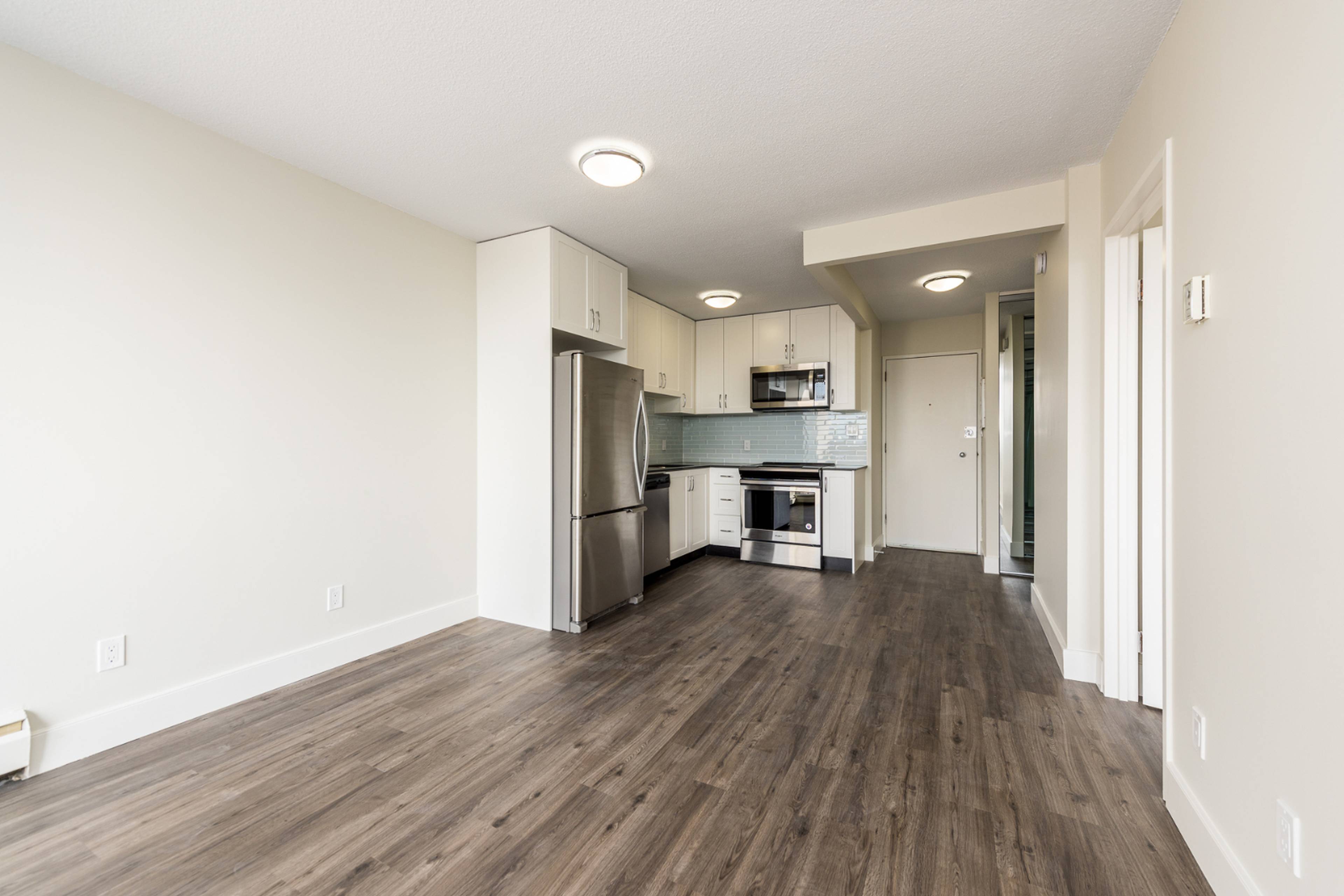 2 Bedroom - 1755 Haro St, Vancouver, BC - 2 Bedroom Apartment for Rent ...