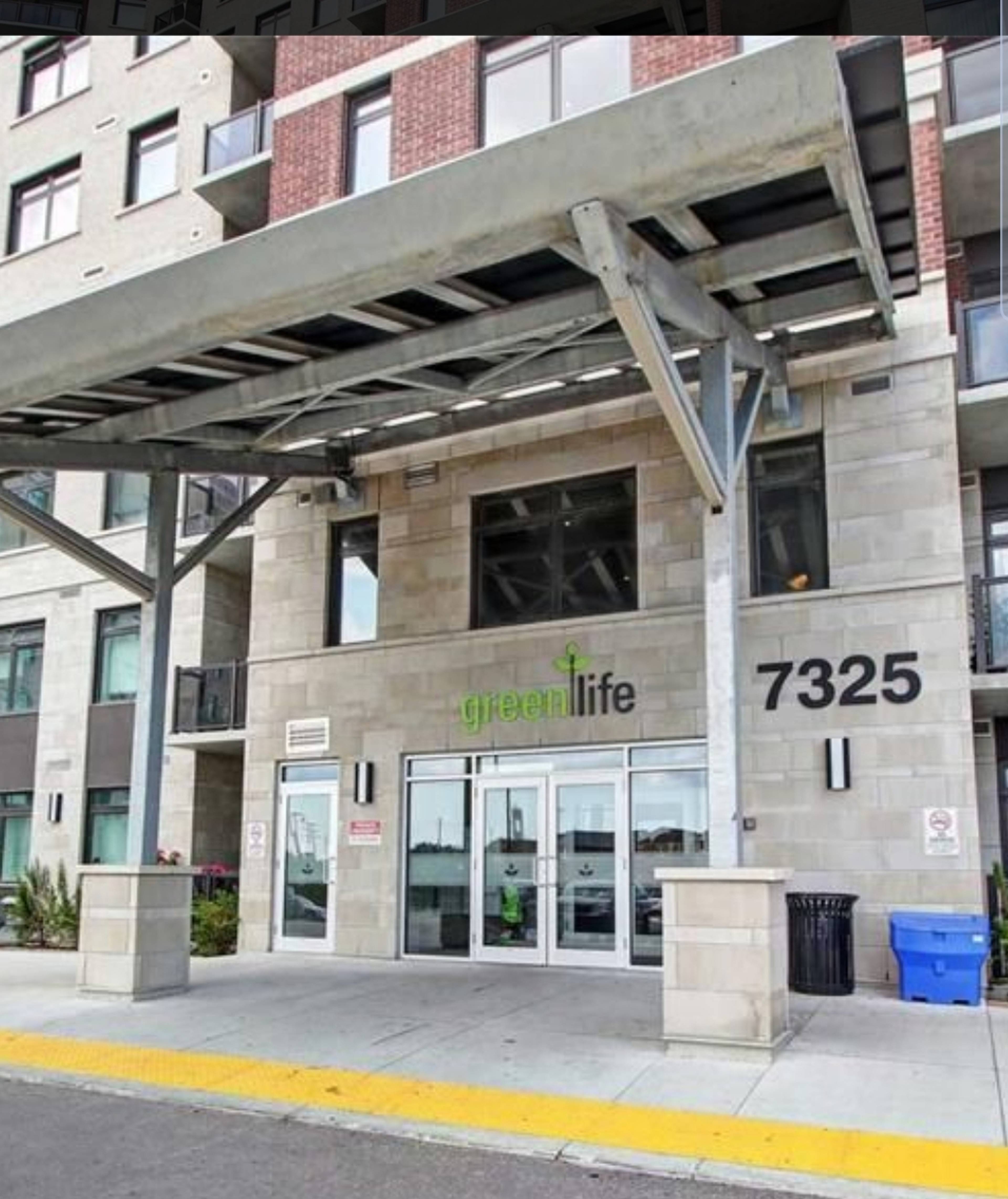 2 ch.  · 1.5 s. de bains for rent $2,400 / mois