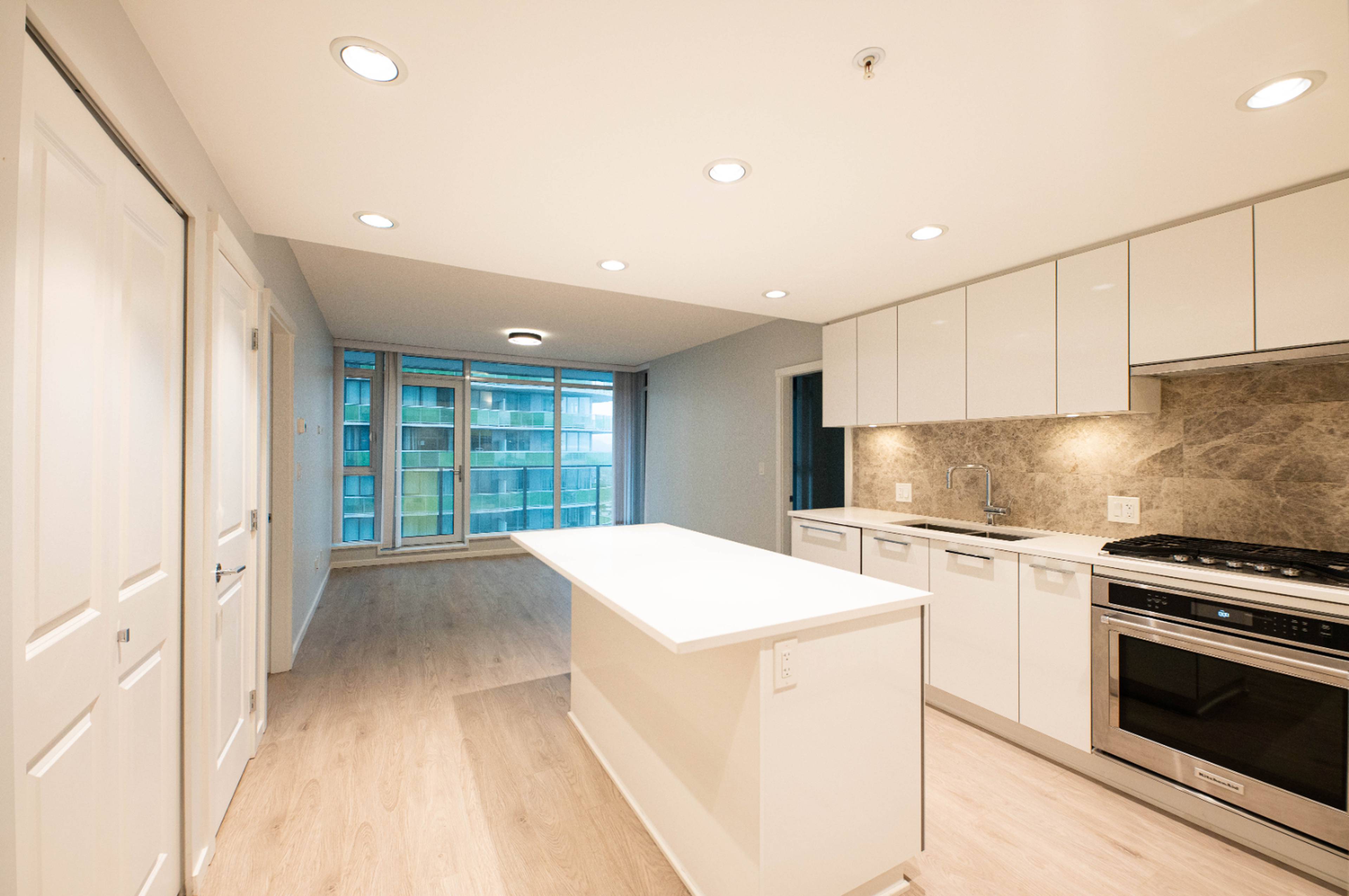 2005 6700 Dunblane Ave, Burnaby, BC 2 Bedroom Apartment for Rent