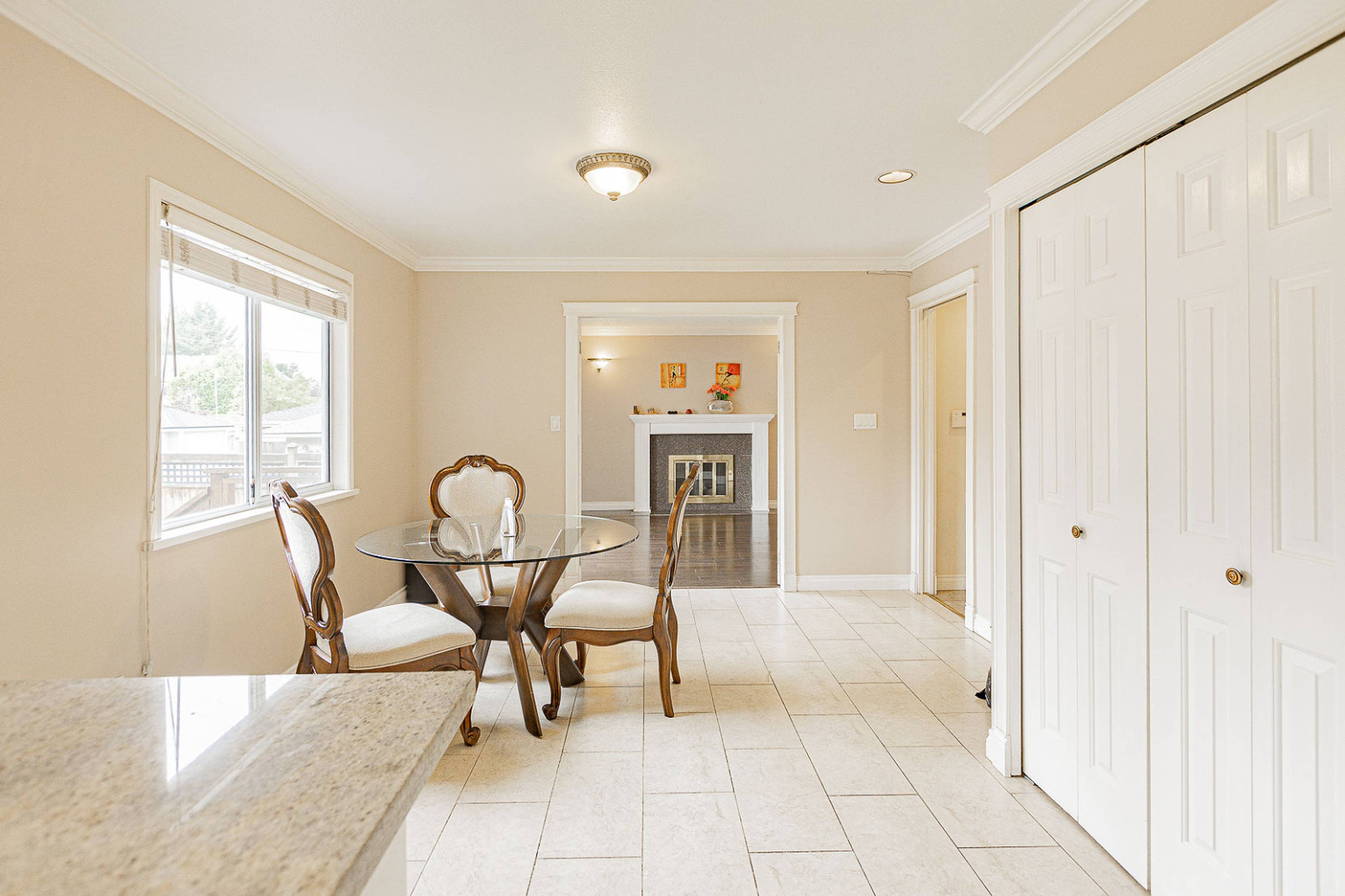 4377 Valley Dr, Vancouver, BC 5 Bedroom House for Rent liv.rent