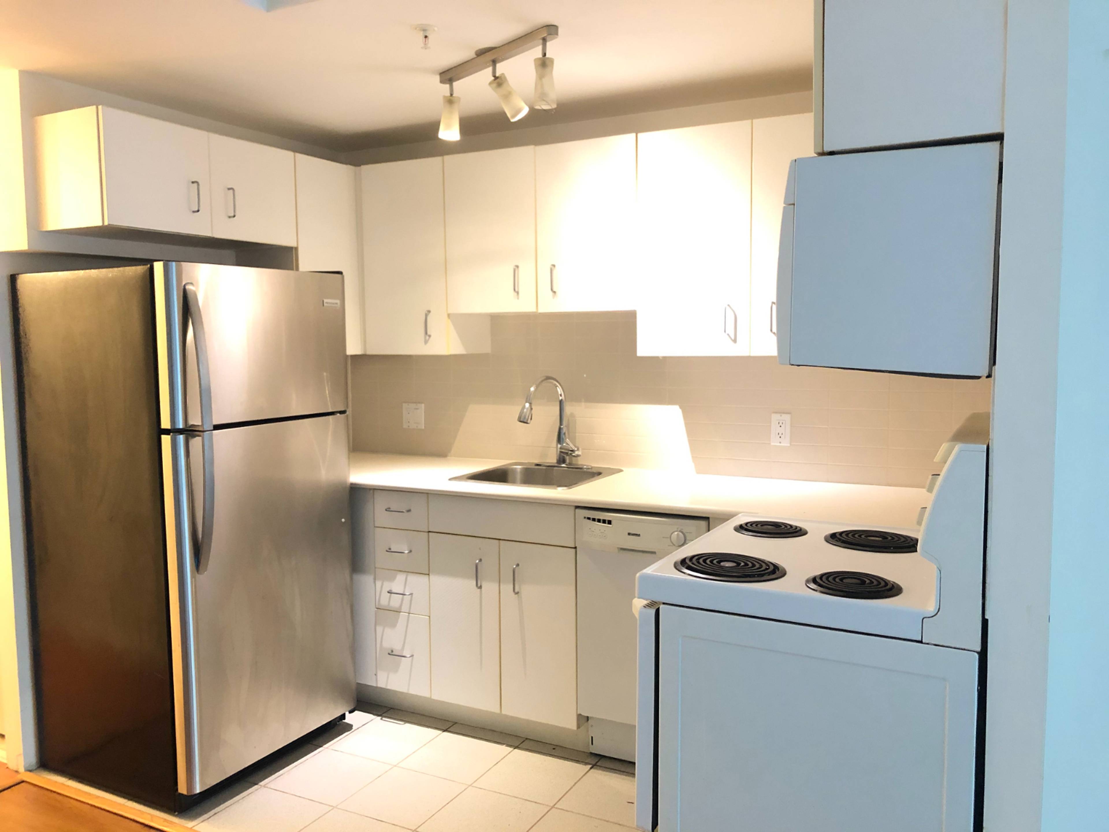 508 588 Broughton St, Vancouver, BC 1 Bedroom Apartment for Rent liv.rent