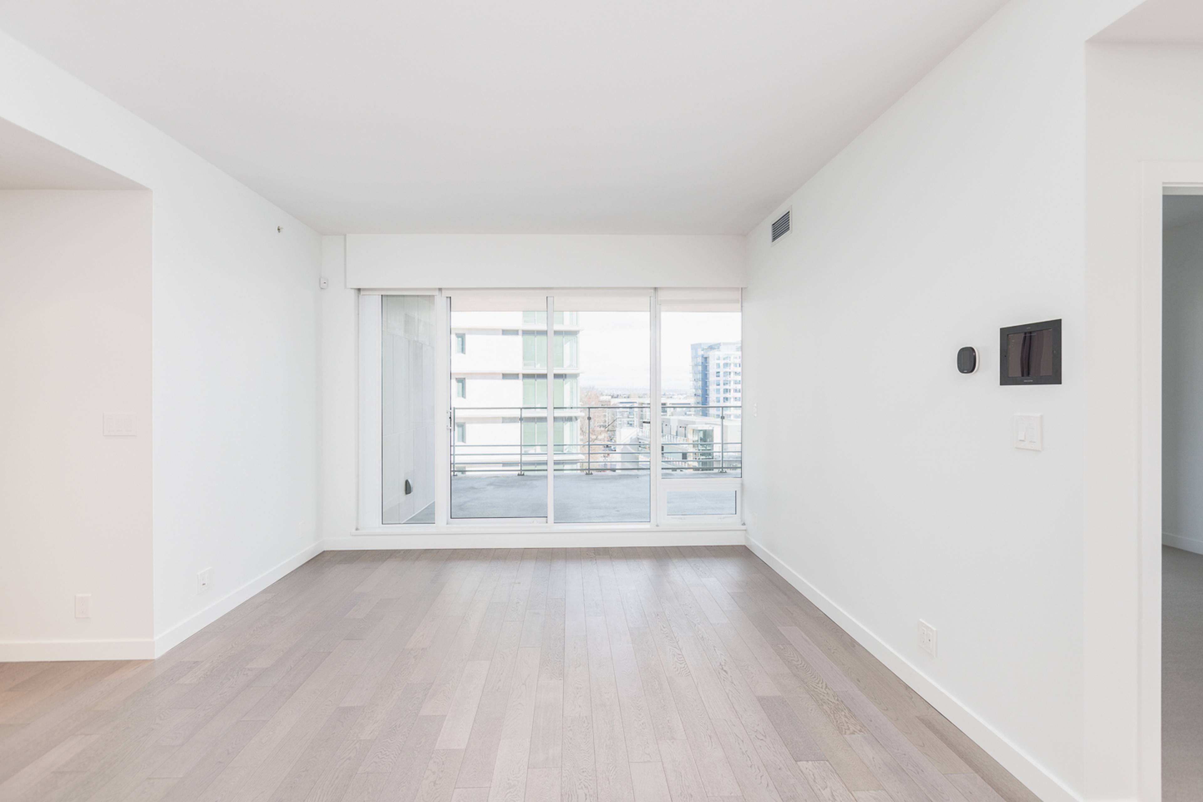 8XX 6622 Pearson Way, Richmond, BC 3 Bedroom Apartment for Rent