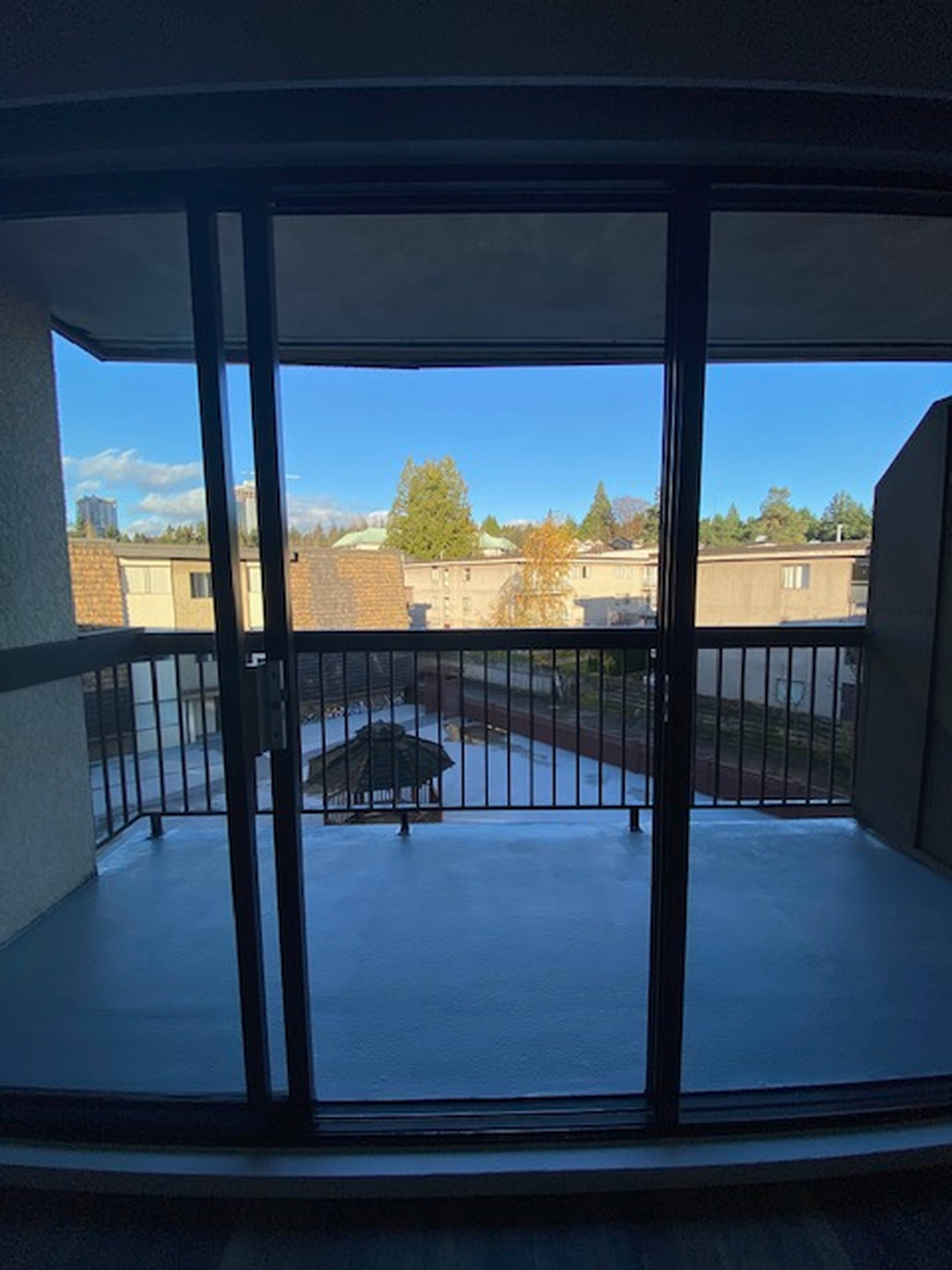 1 Bedroom 542 Rochester Ave, Coquitlam, BC 1 Bedroom Apartment for