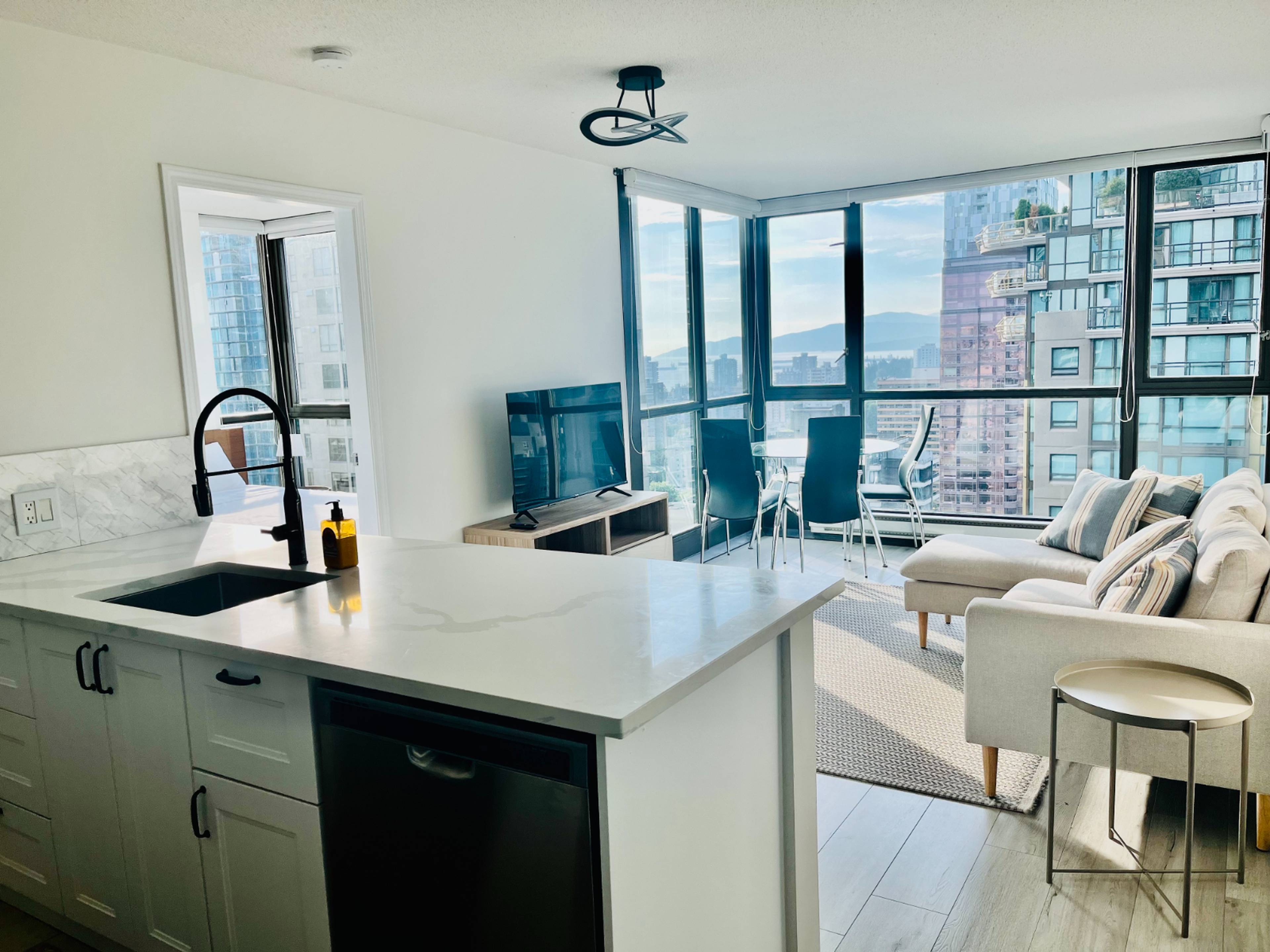 1331 Alberni St 1