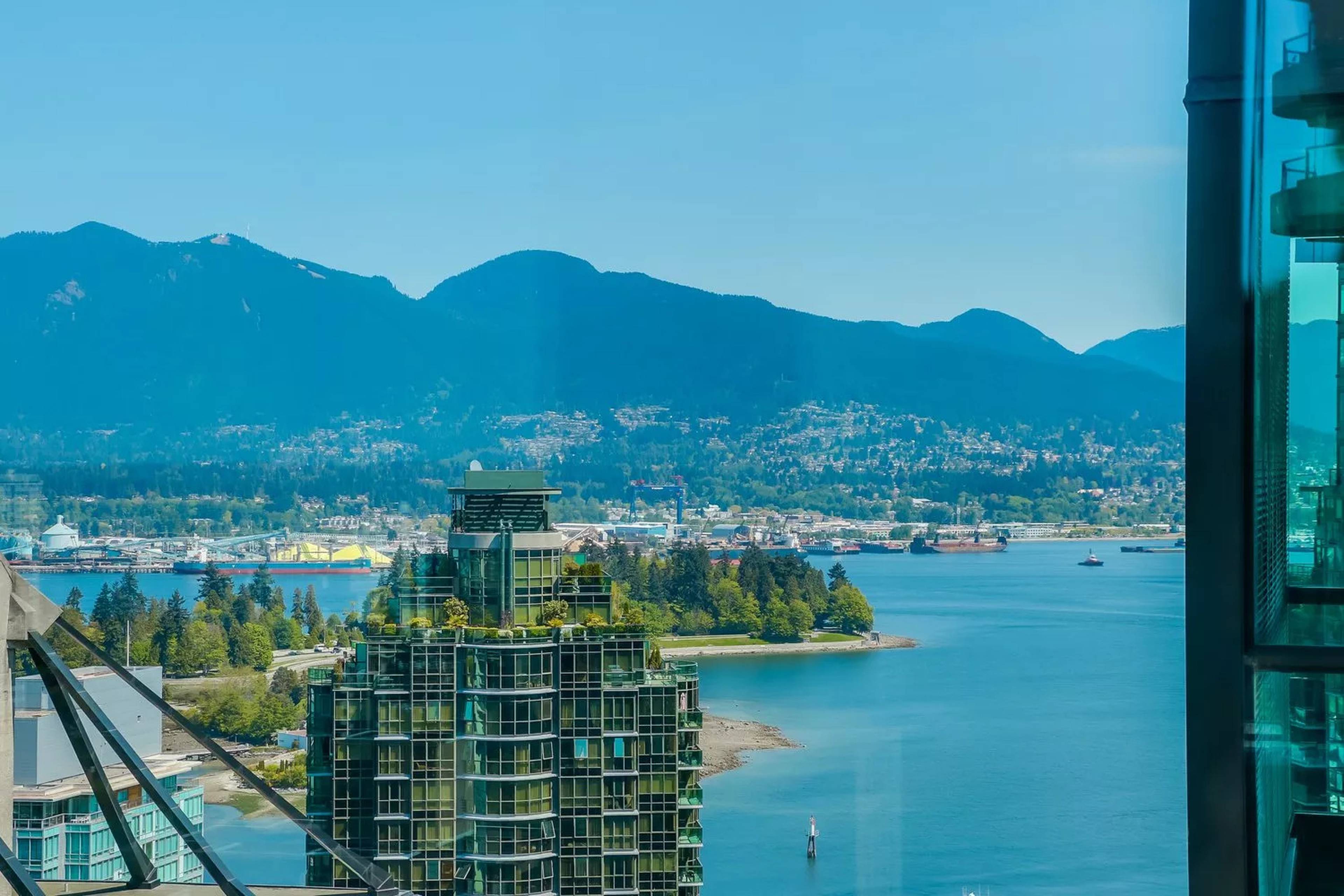1331 Alberni St 11