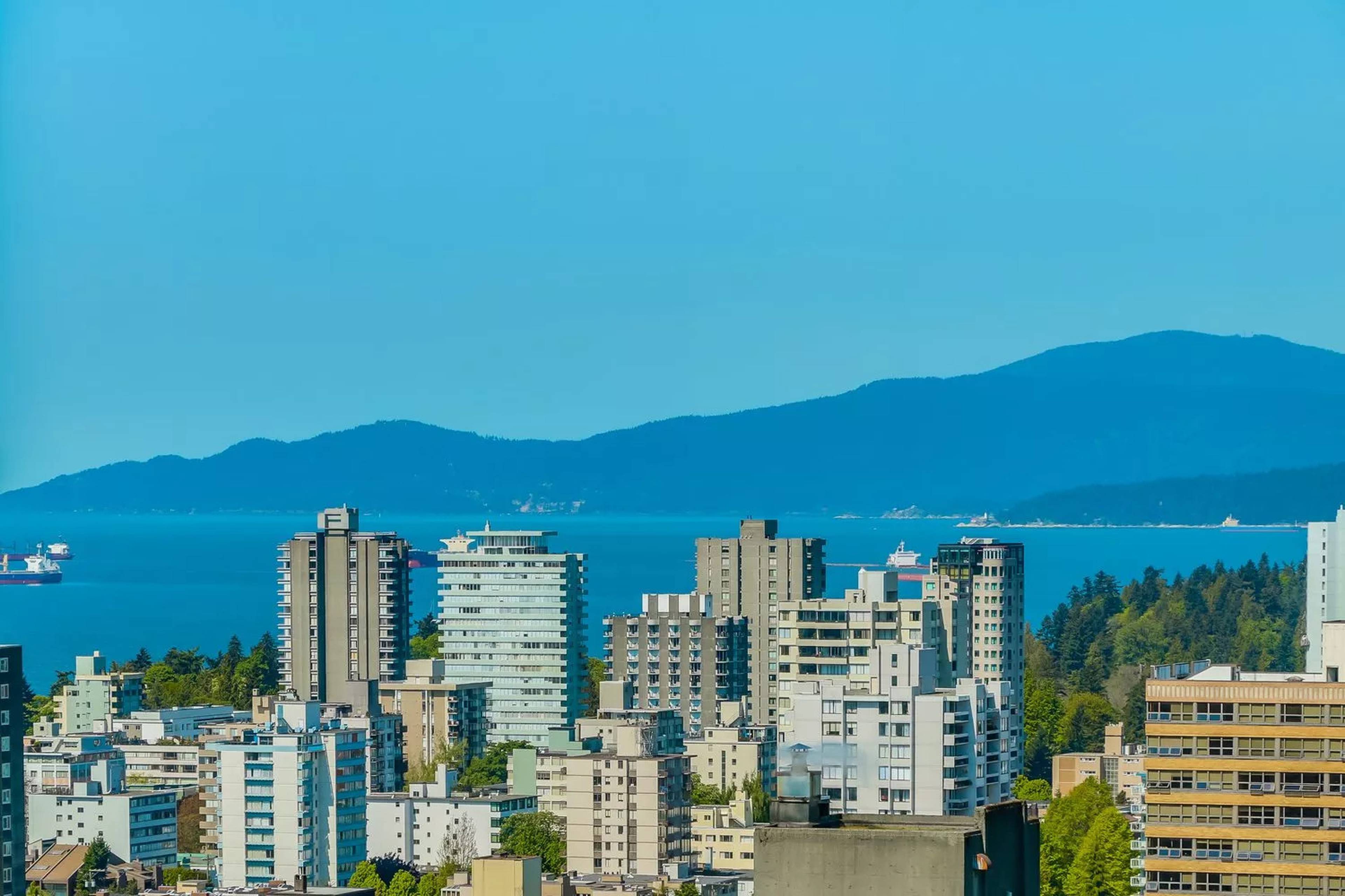 1331 Alberni St 12