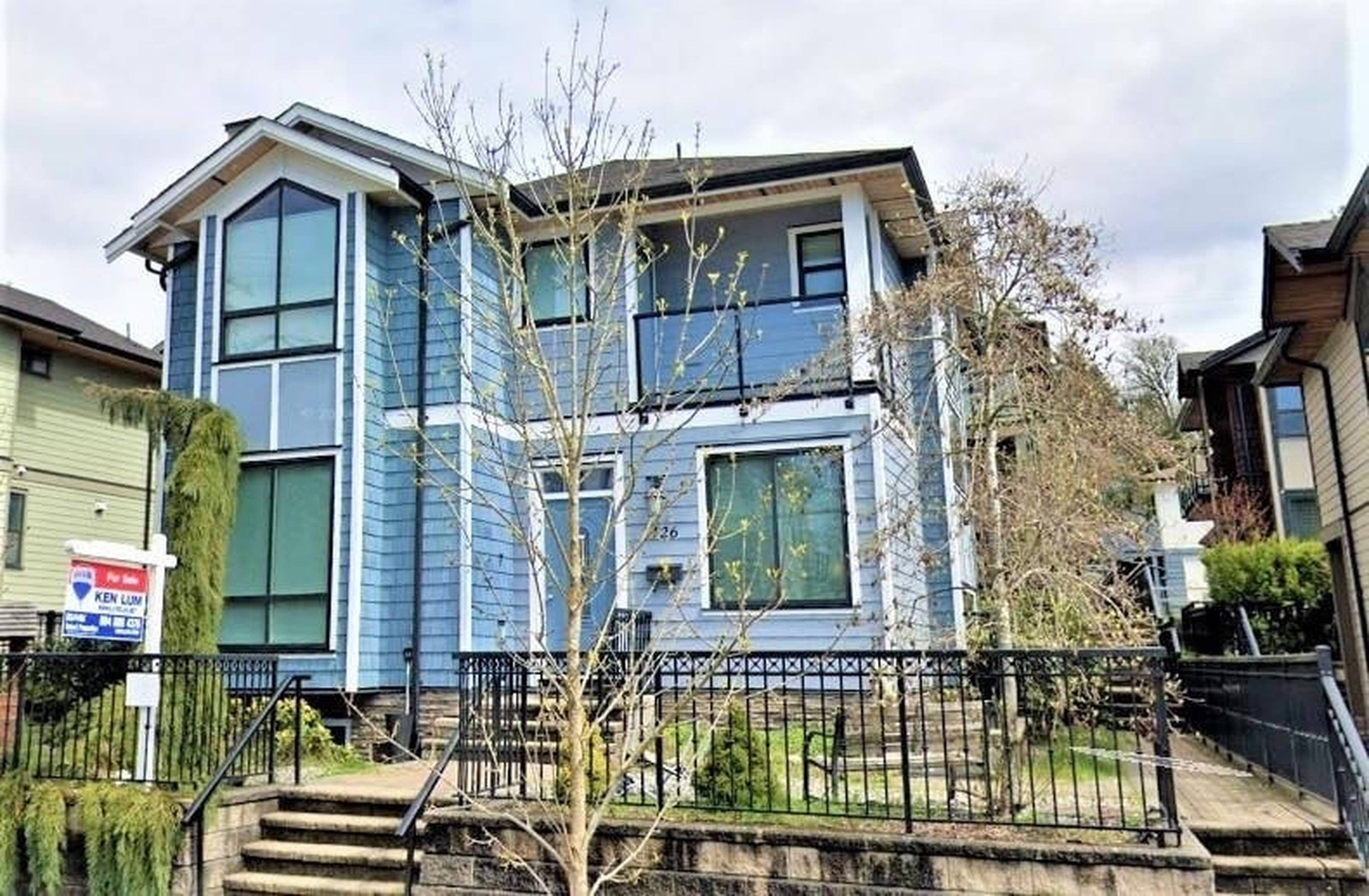 1426 Bewicke Ave, North Vancouver, BC 3 Bedroom House for Rent liv.rent