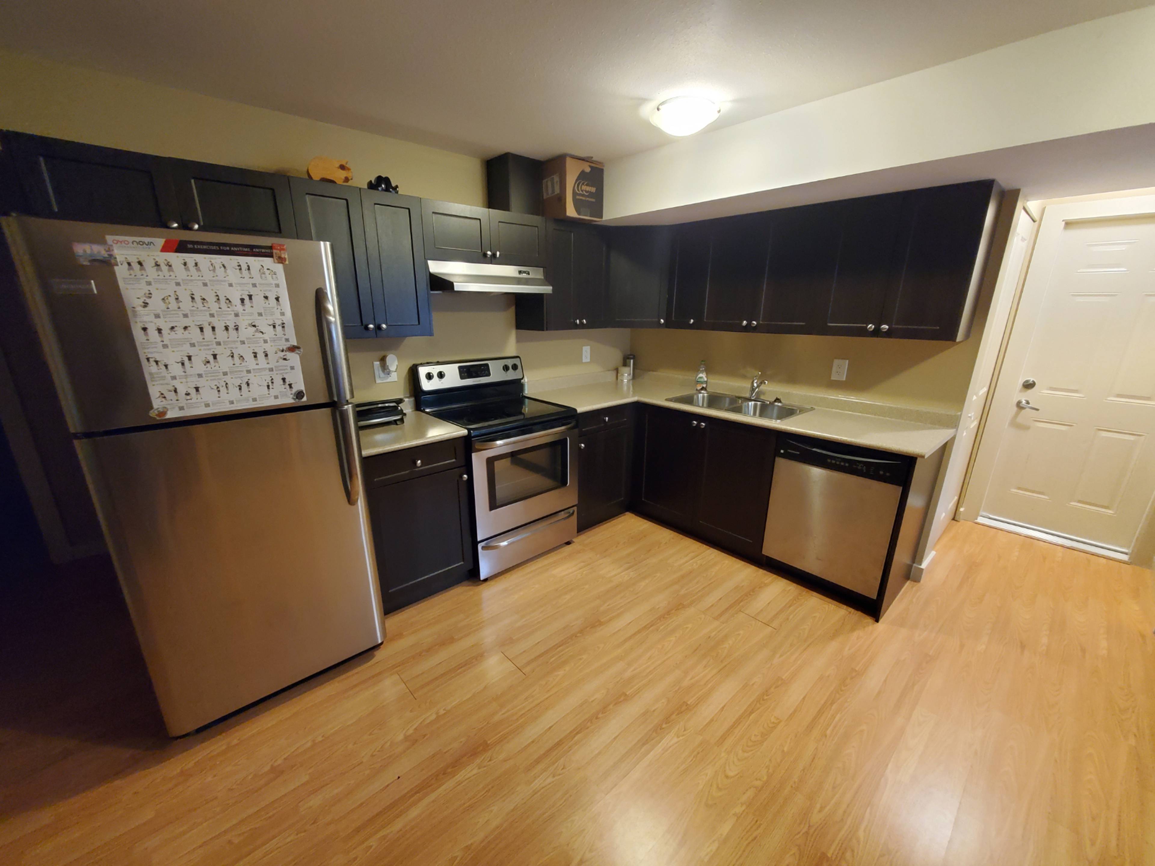 Lower floor 3389 Gislason Ave, Coquitlam, BC 3 Bedroom Room for