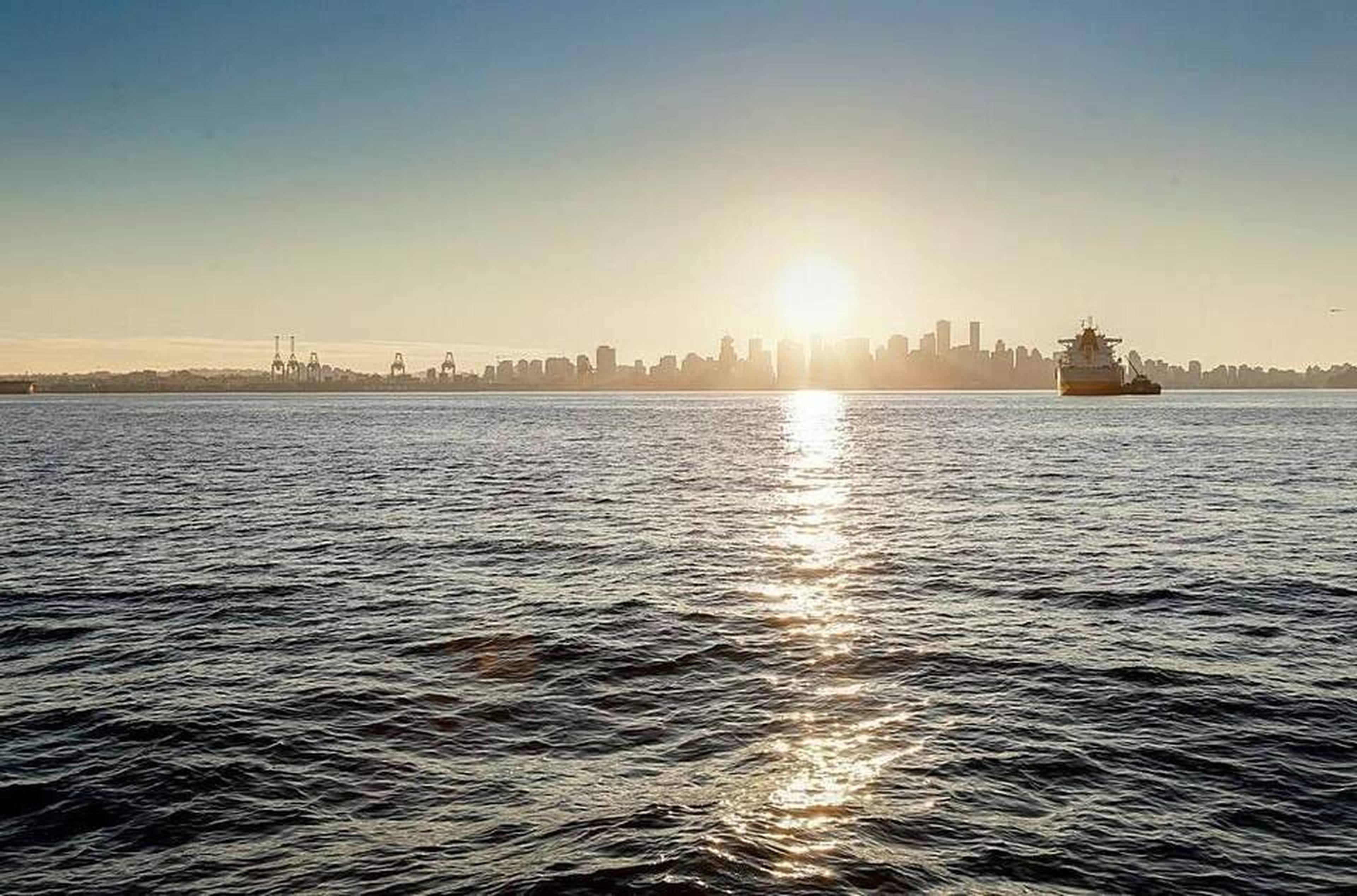 2 室  · 2 卫 for rent $8,000 / 月