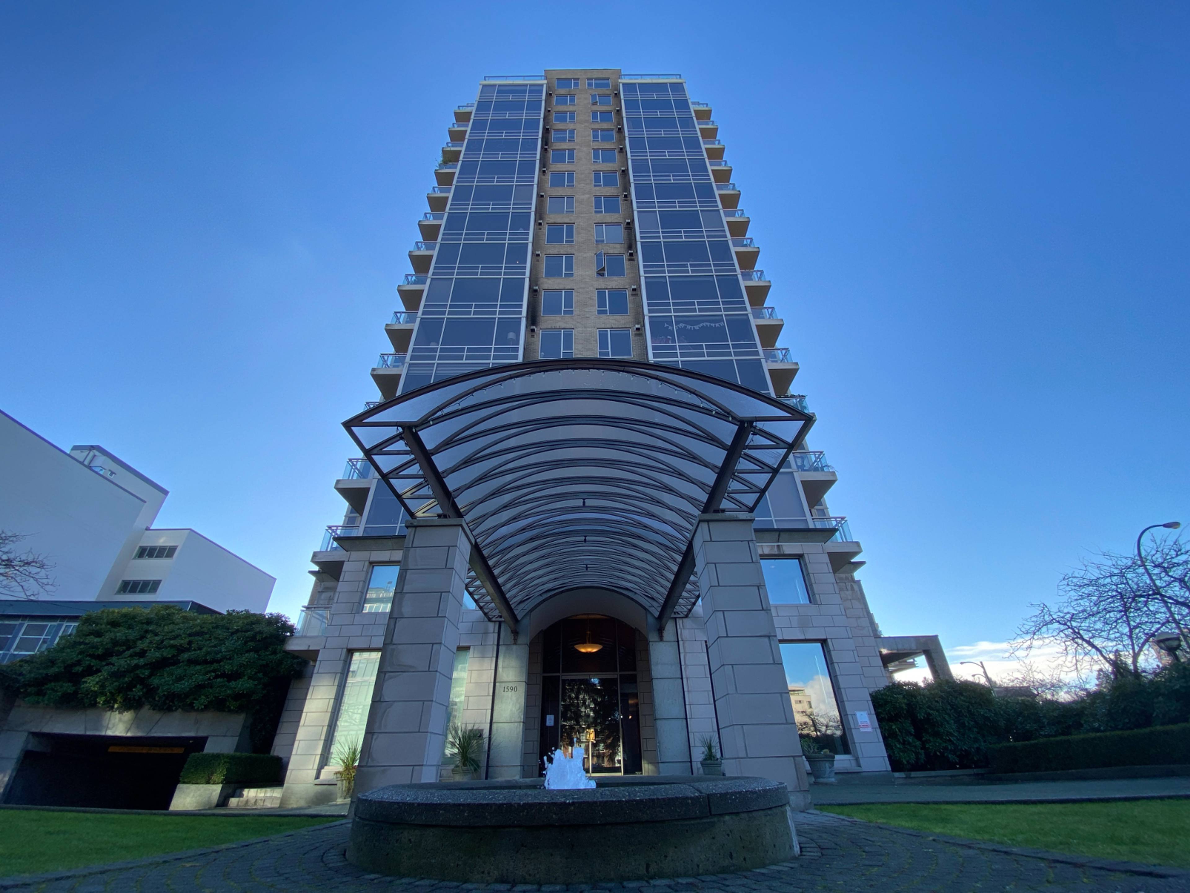 3 室  · 3.5 卫 for rent $5,700 / 月