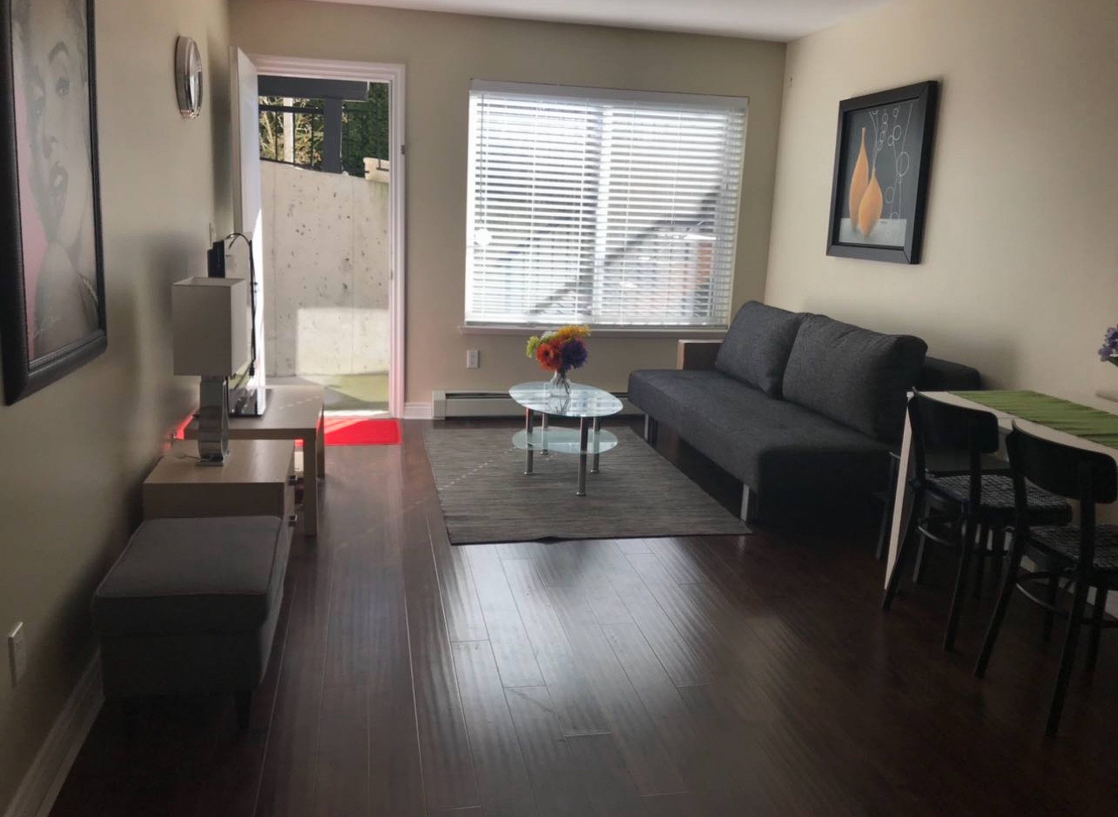 W/C Furnished 2 bedroom Beasment At Cloverdale 18038 64 Ave, Surrey
