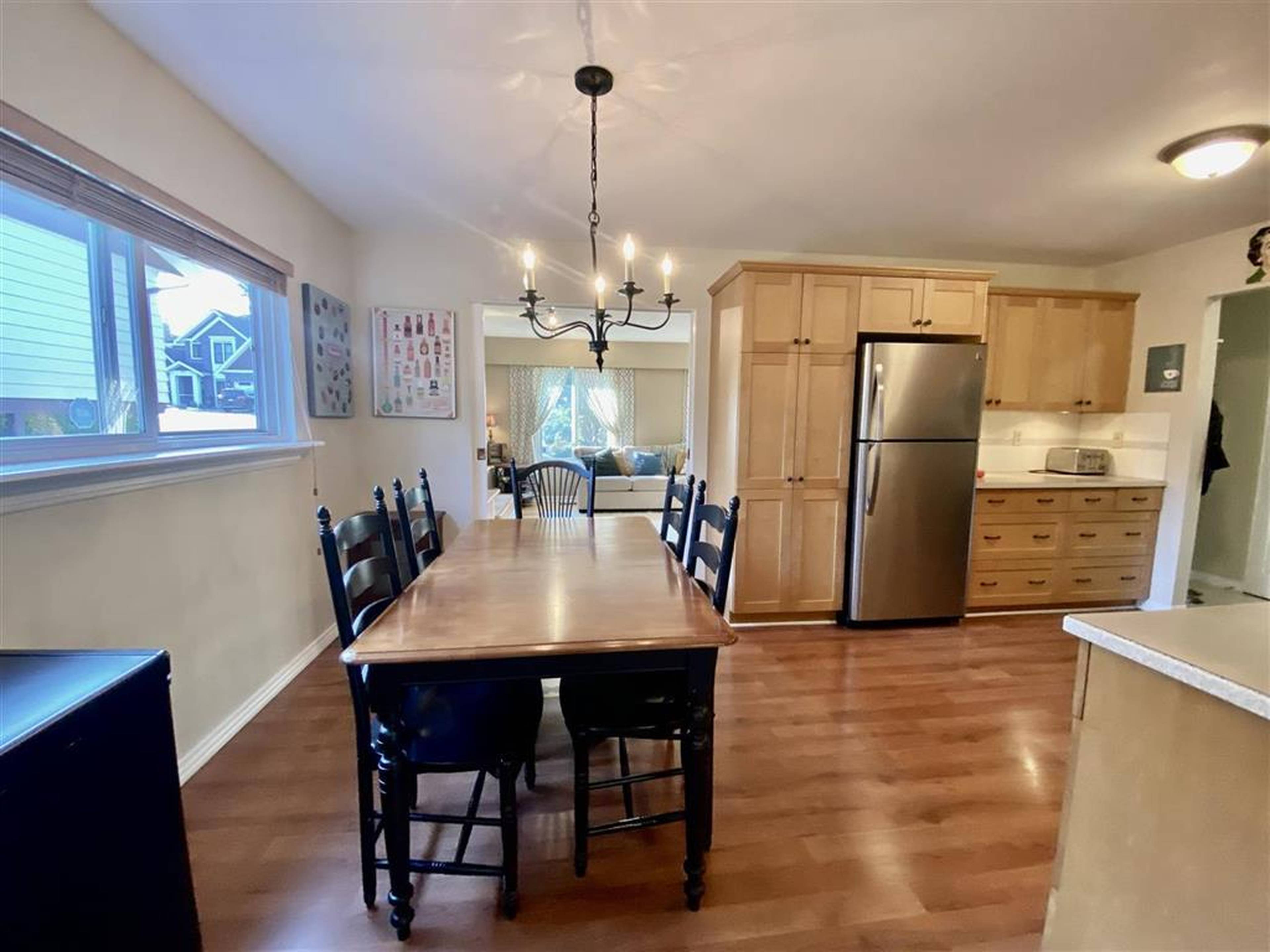 157 Street, Surrey, BC 4 Bedroom House for Rent liv.rent