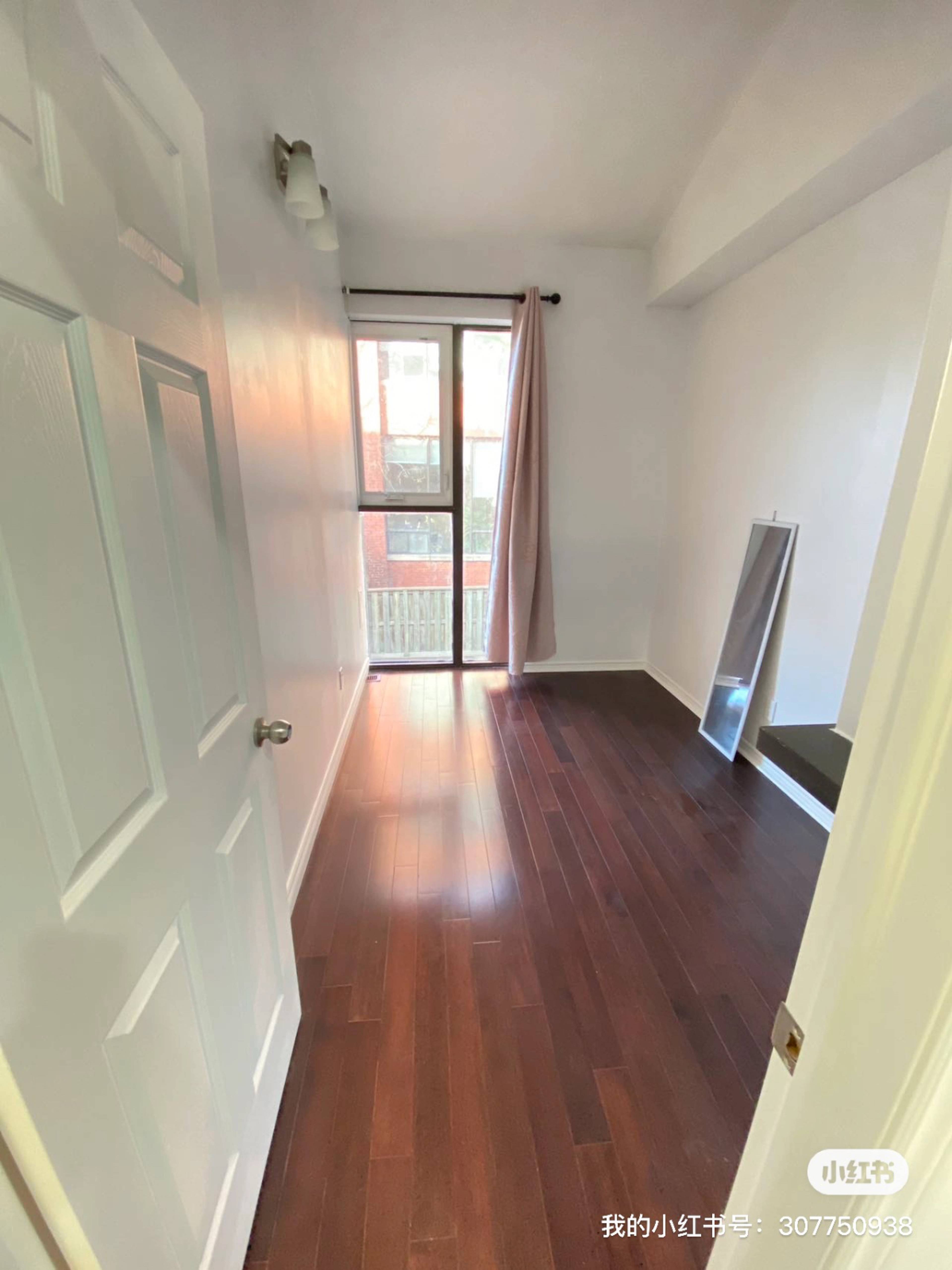 18 Bulwer St, Toronto, ON Unfurnished Room for Rent liv.rent