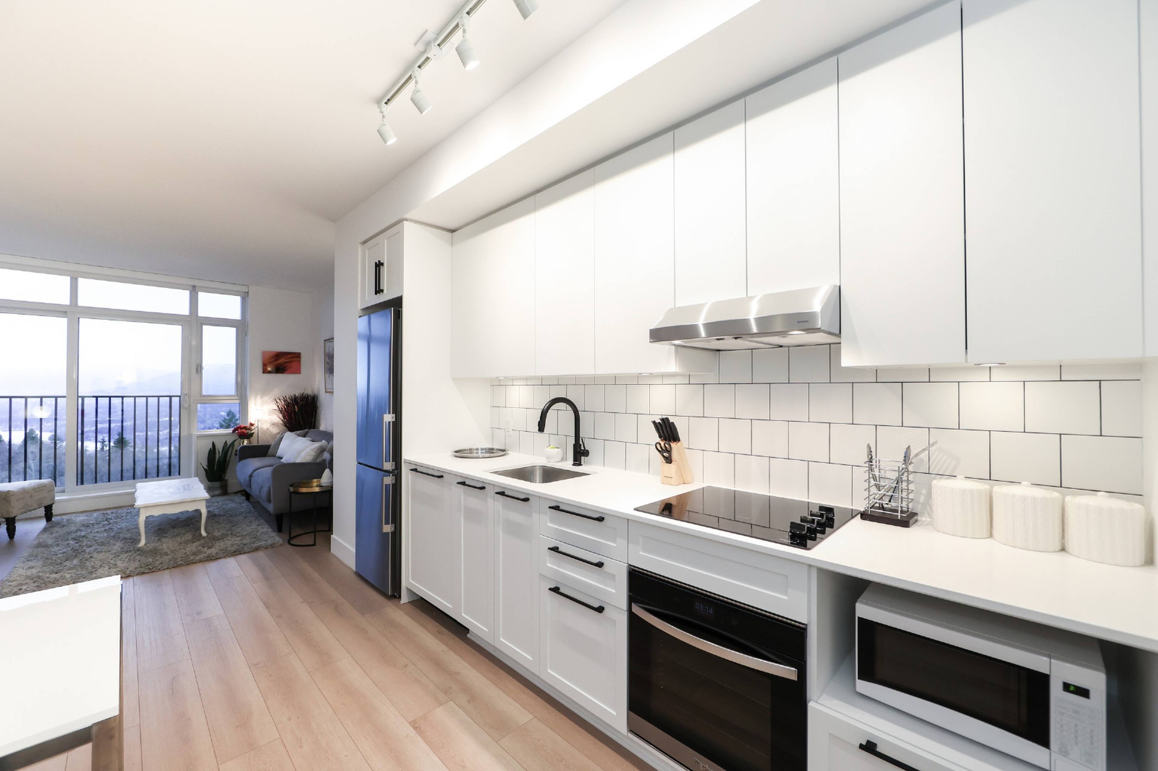 8750 University Cres, Burnaby, BC 1 Bedroom Apartment for Rent liv.rent