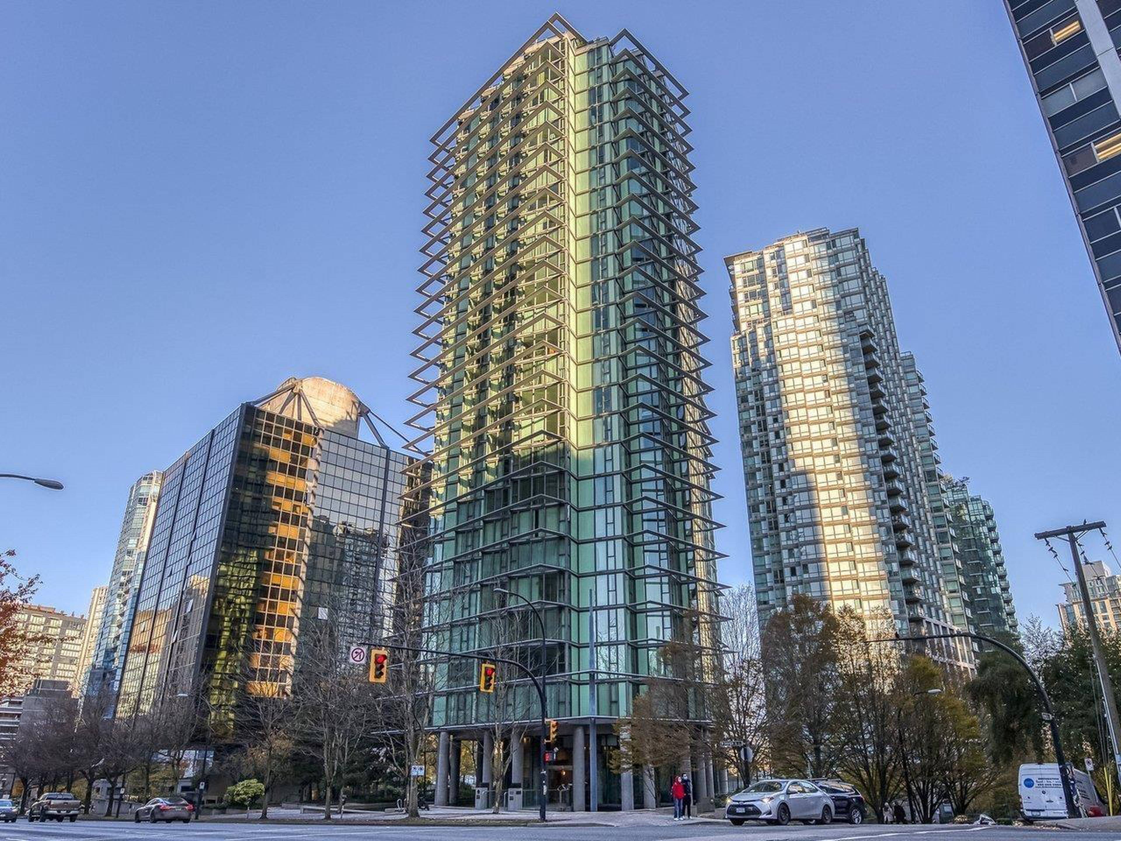 1331 St W, Vancouver, BC 1 Bedroom Apartment for Rent liv.rent