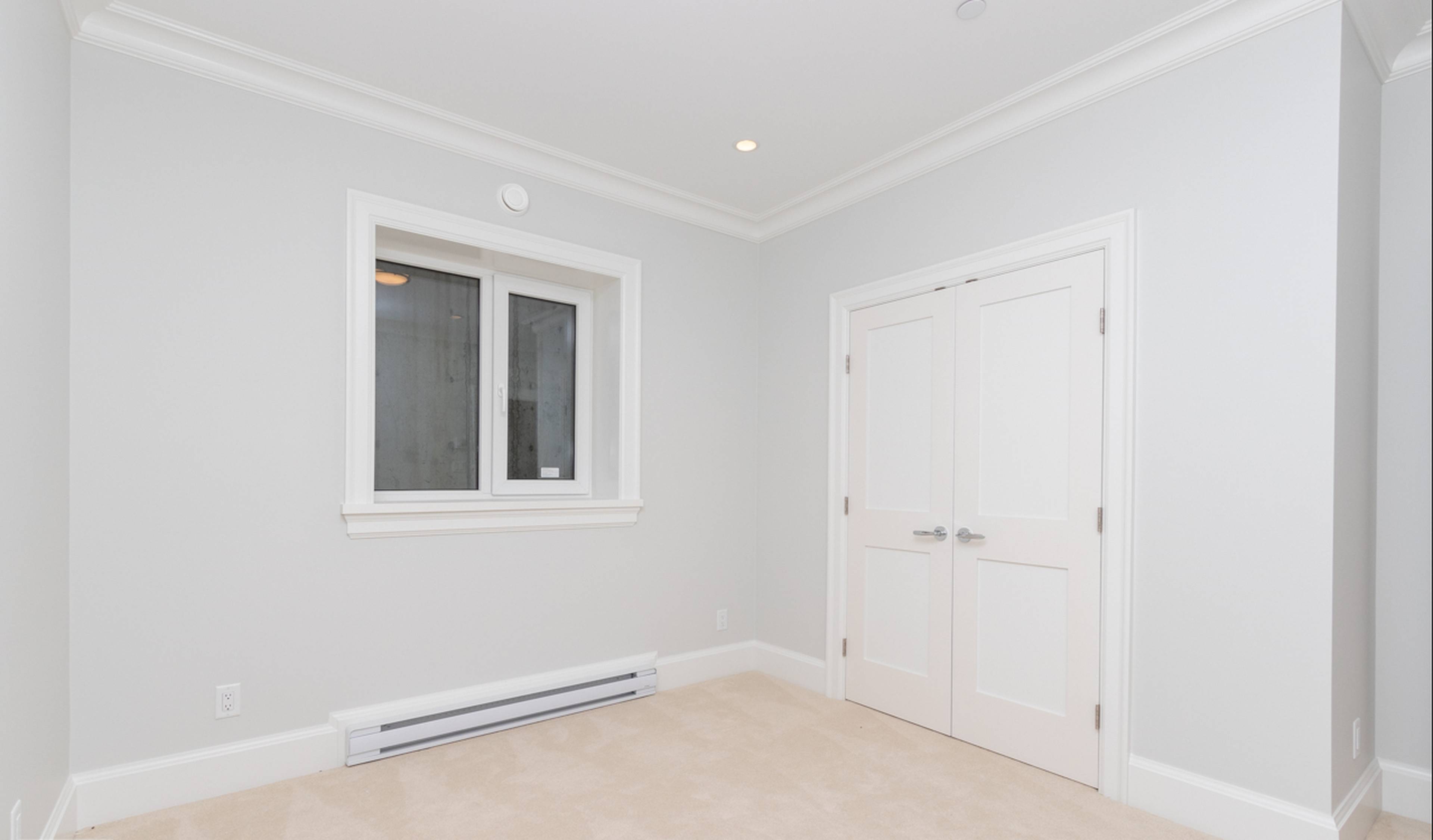 Bsmt 2195 Jefferson Ave, West Vancouver, BC 2 Bedroom House for