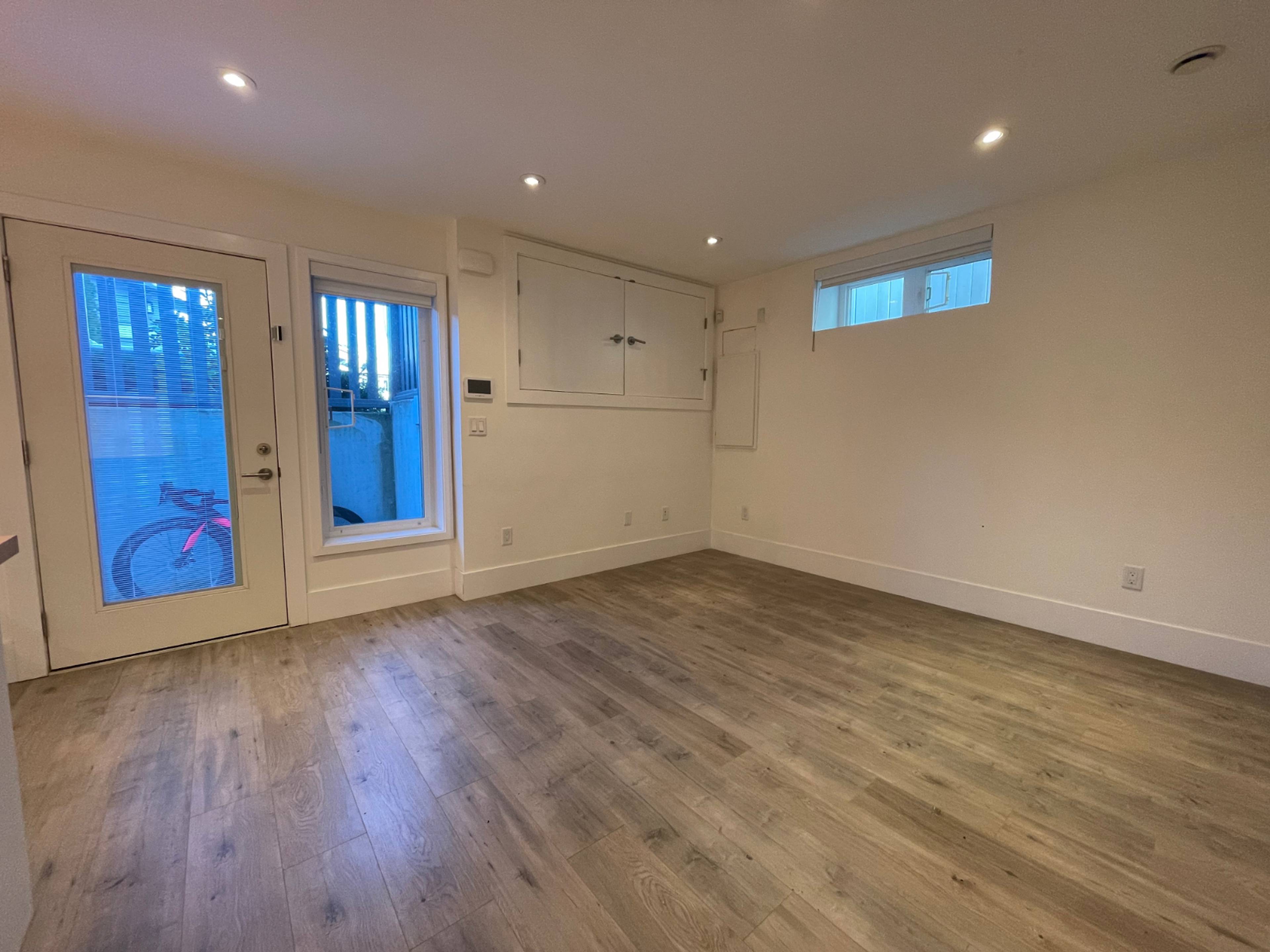 1243 E 13th Ave, Vancouver, BC 2 Bedroom Room for Rent liv.rent