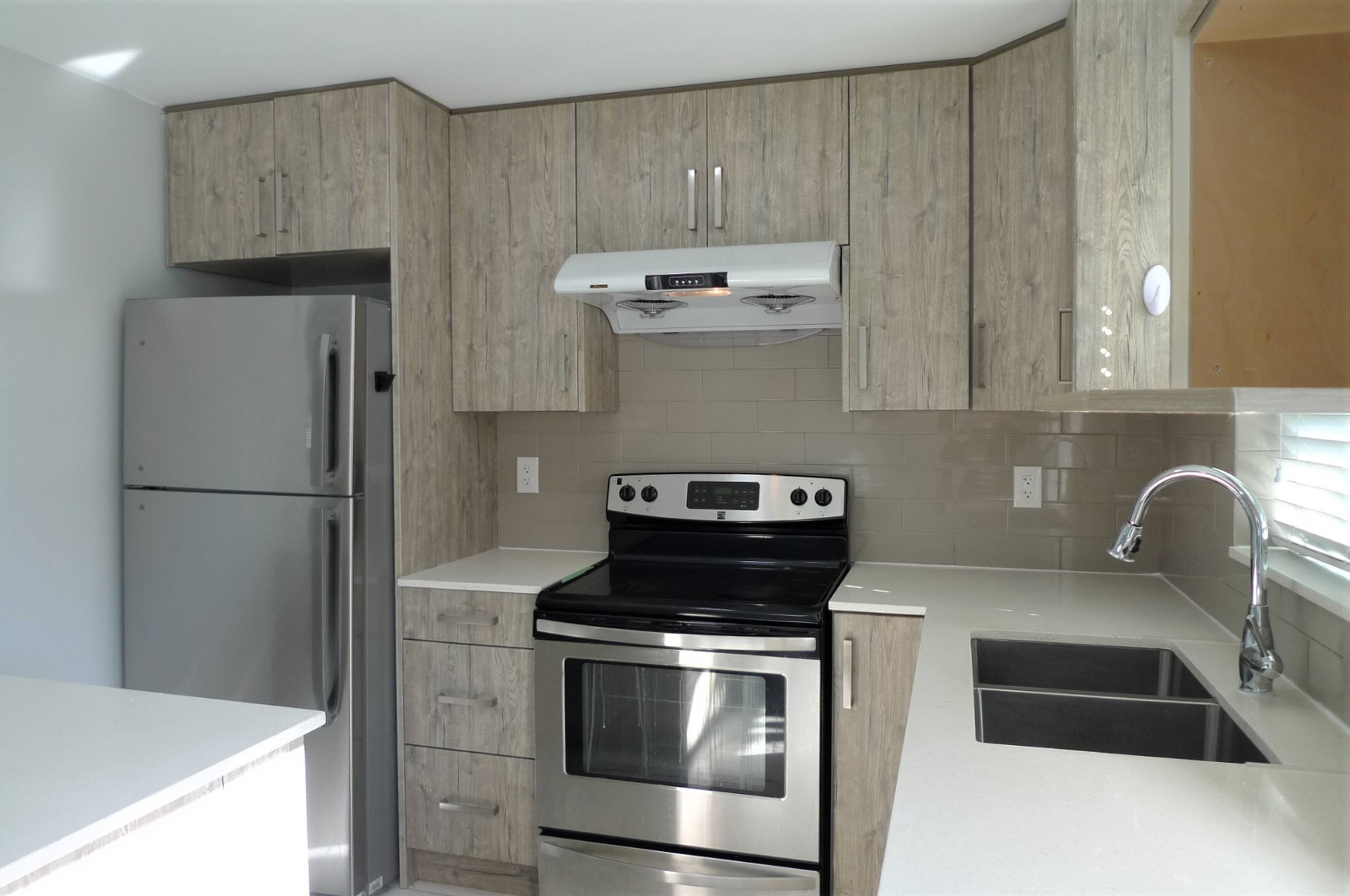 Laneway 9261 127 St, Surrey, BC 3 Bedroom House for Rent liv.rent