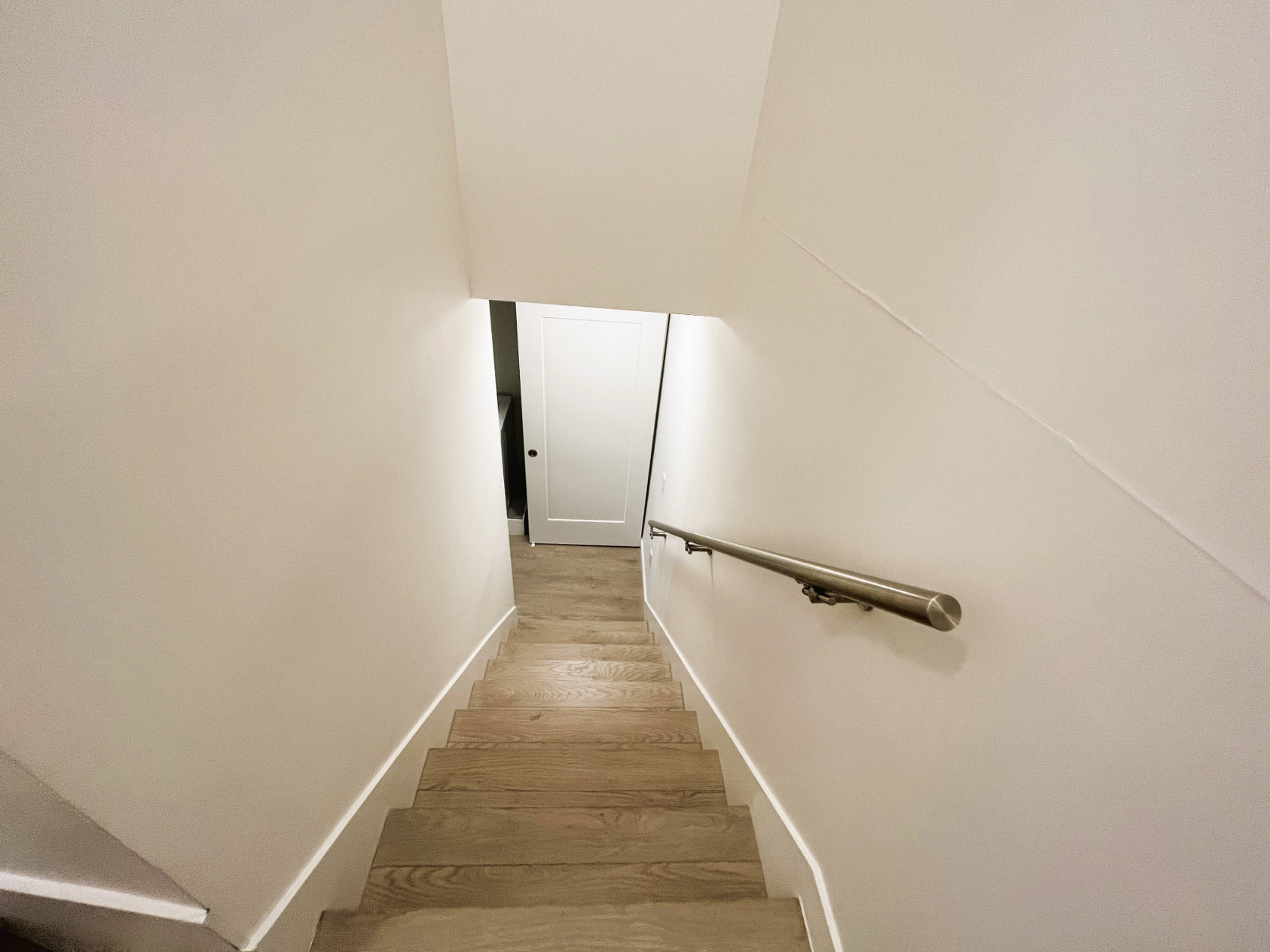 720 3rd St E, North Vancouver, BC Studio House for Rent liv.rent