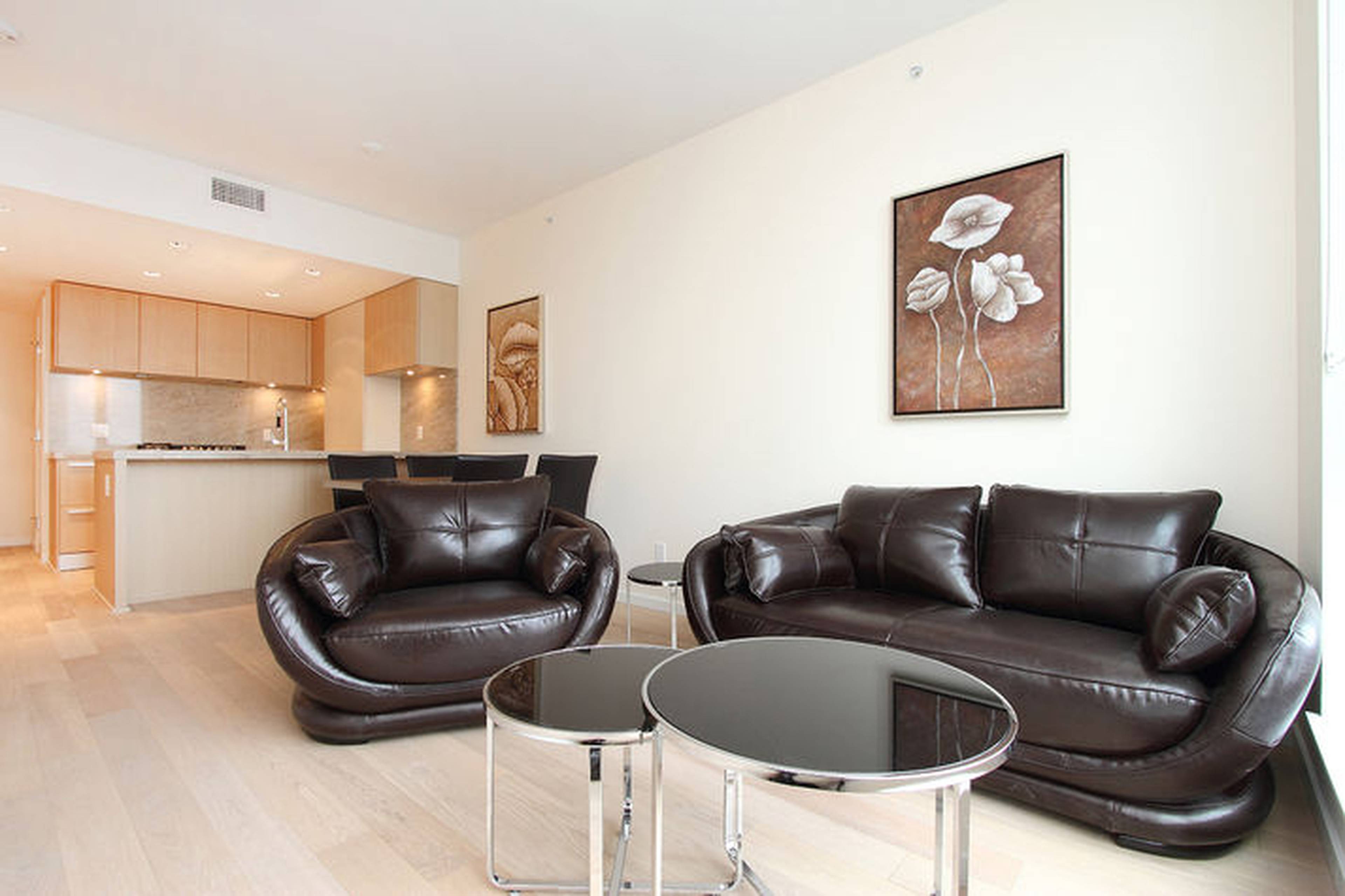 2 室  · 1 卫 for rent $3,500 / 月