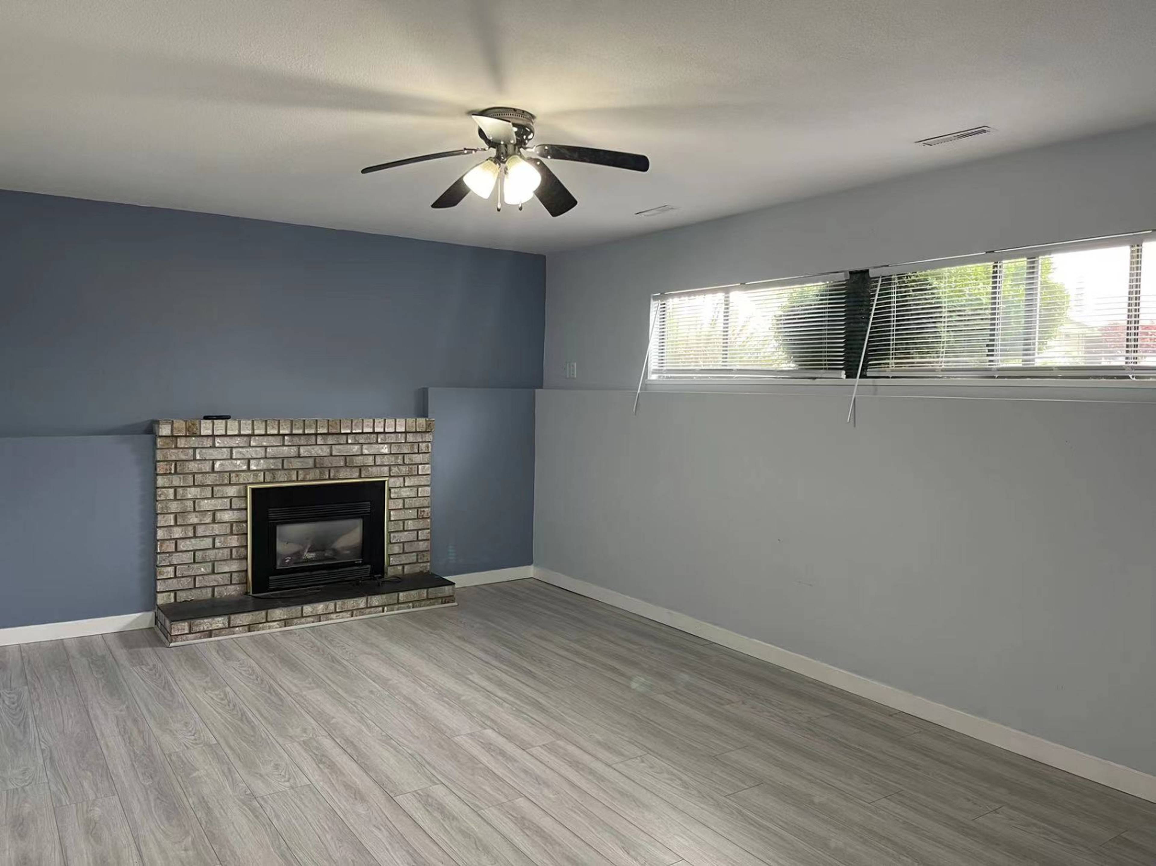 122 Ave, Maple Ridge, BC 2 Bedroom Room for Rent liv.rent