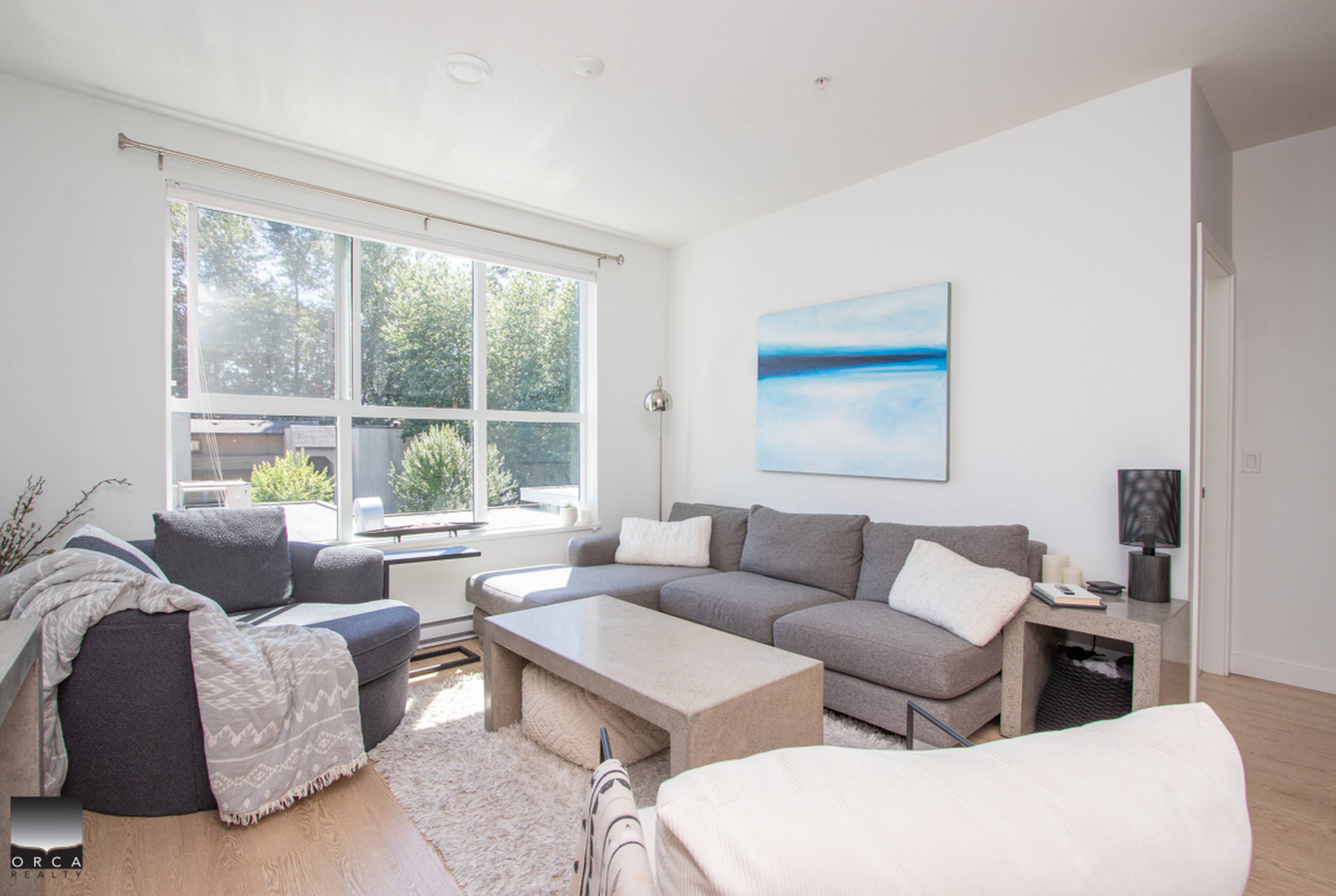 3205 Mountain Hwy, North Vancouver 3