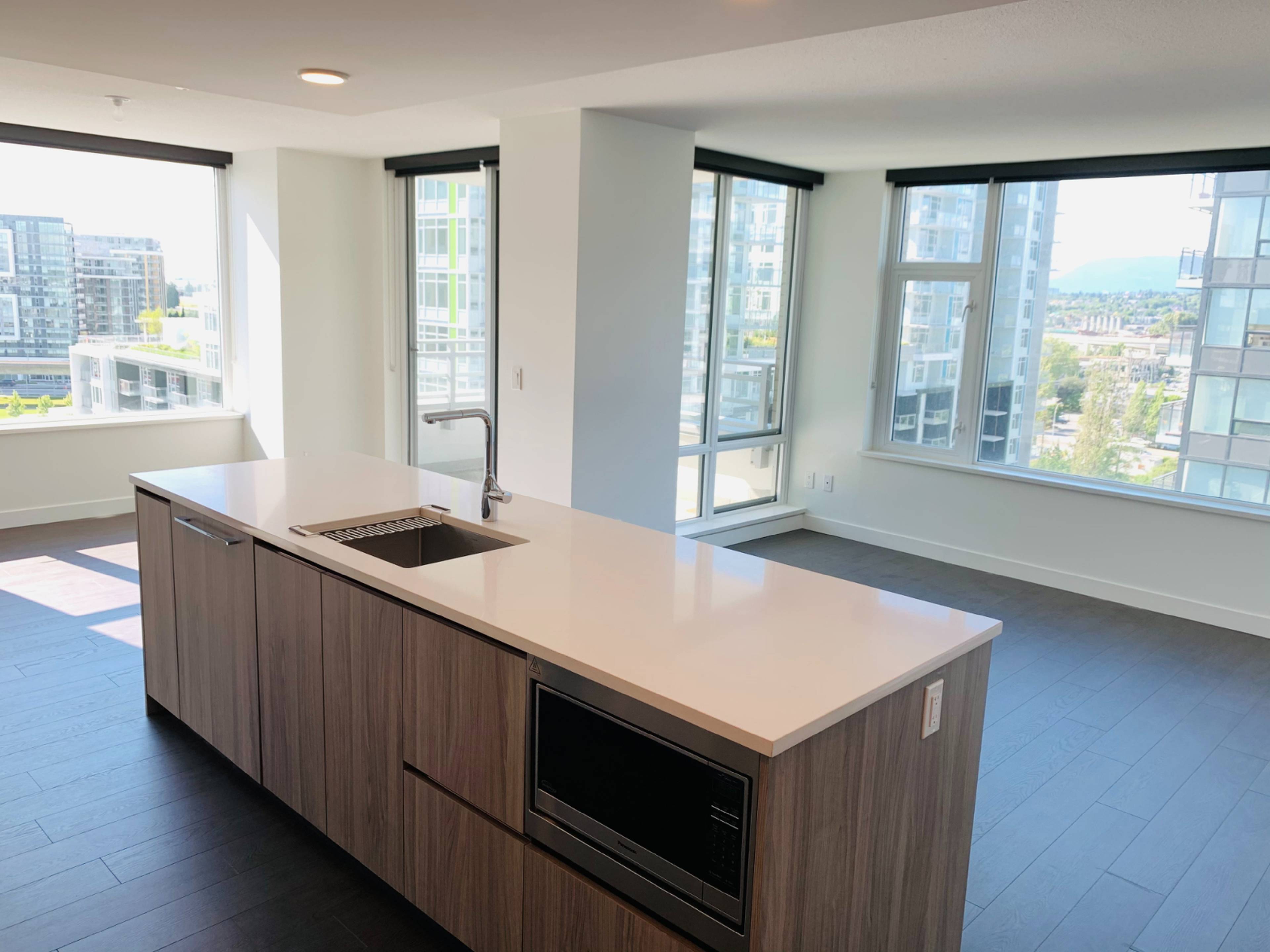 8800 Hazelbridge Way, Richmond, BC - 2 Bedroom Apartment for Rent | liv ...