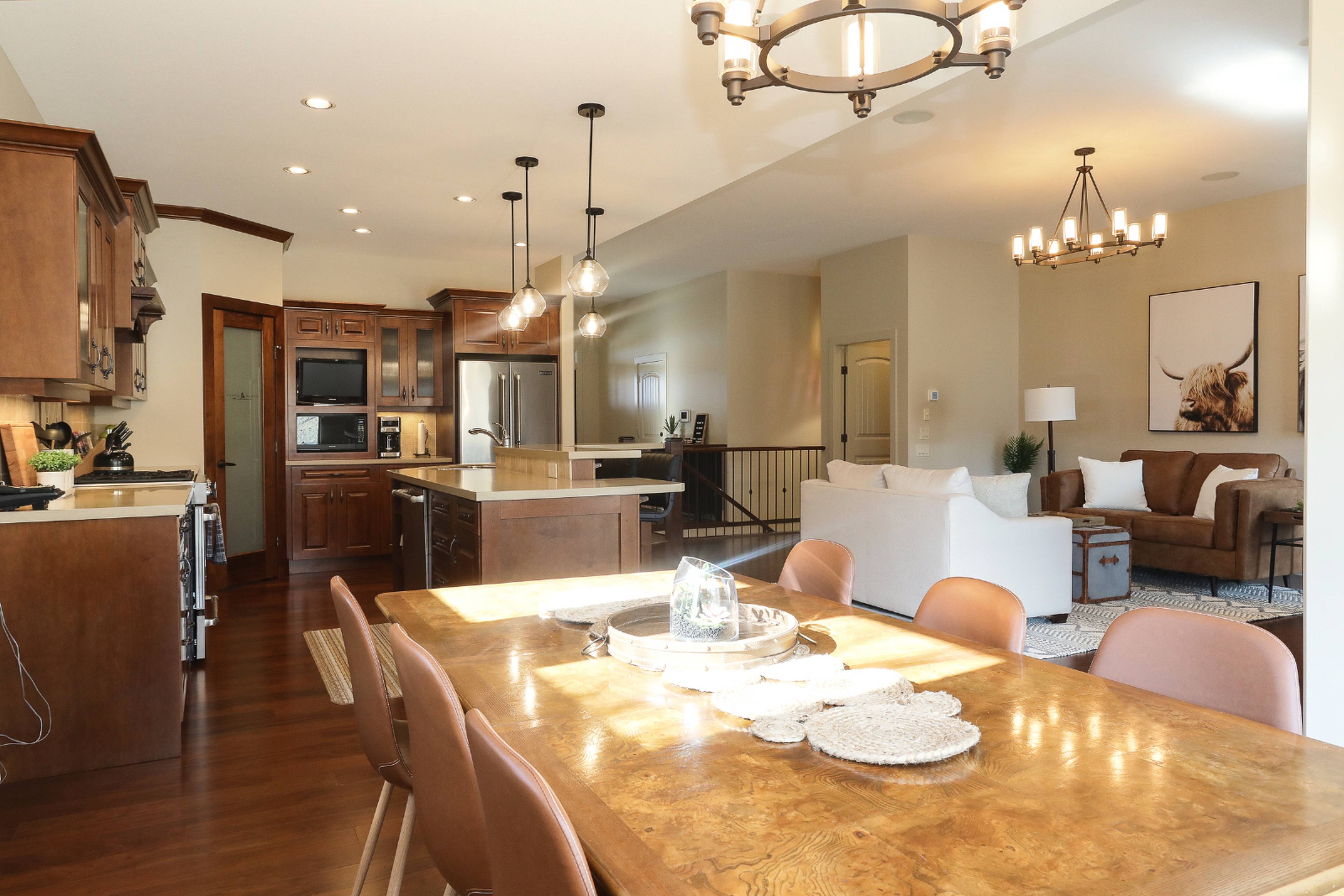 Tower Ranch Blvd E, Kelowna, BC 3 Bedroom House for Rent liv.rent
