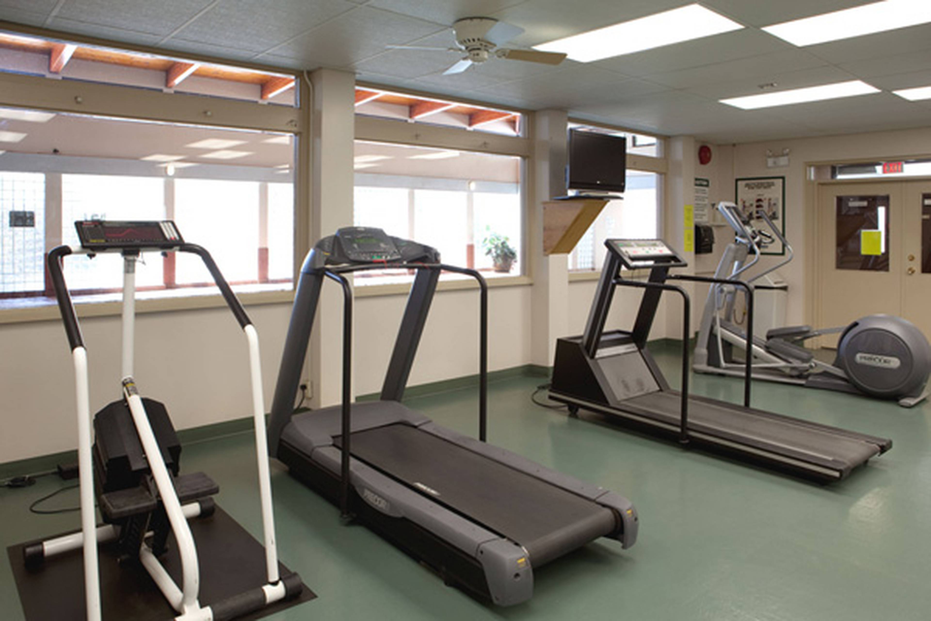 7241 Cambie St, Vancouver, BC - 2 Bedroom Apartment for Rent | liv.rent