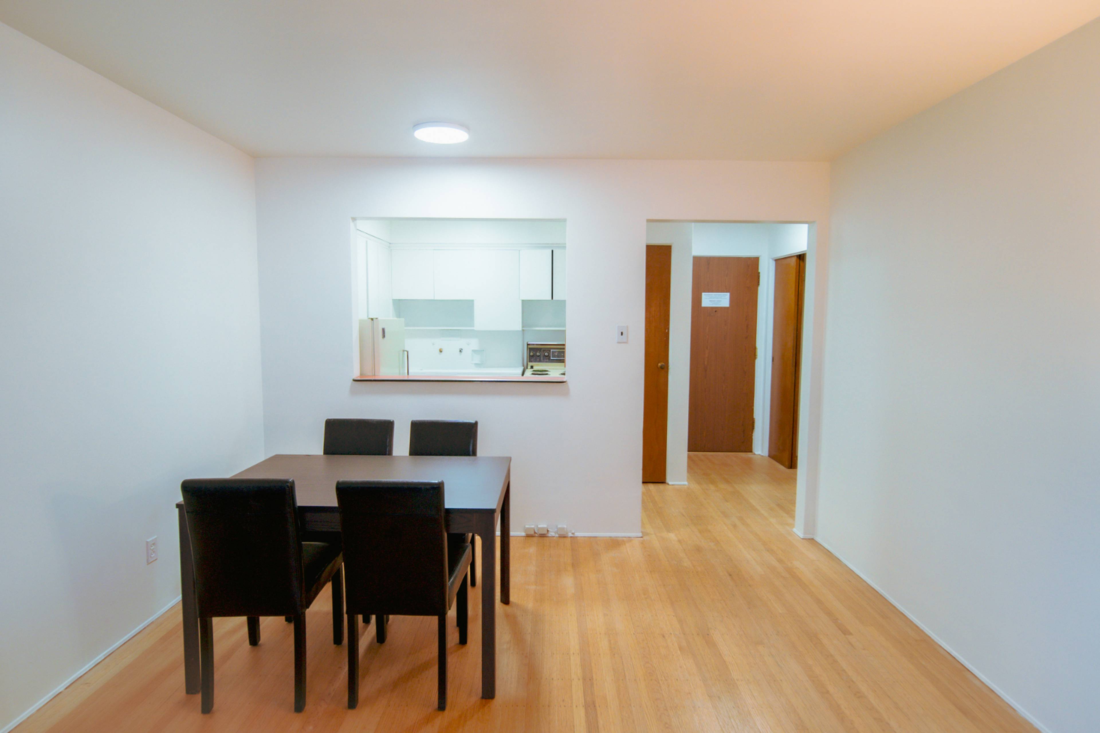 1 室  · 1 卫 for rent $2,290 / 月
