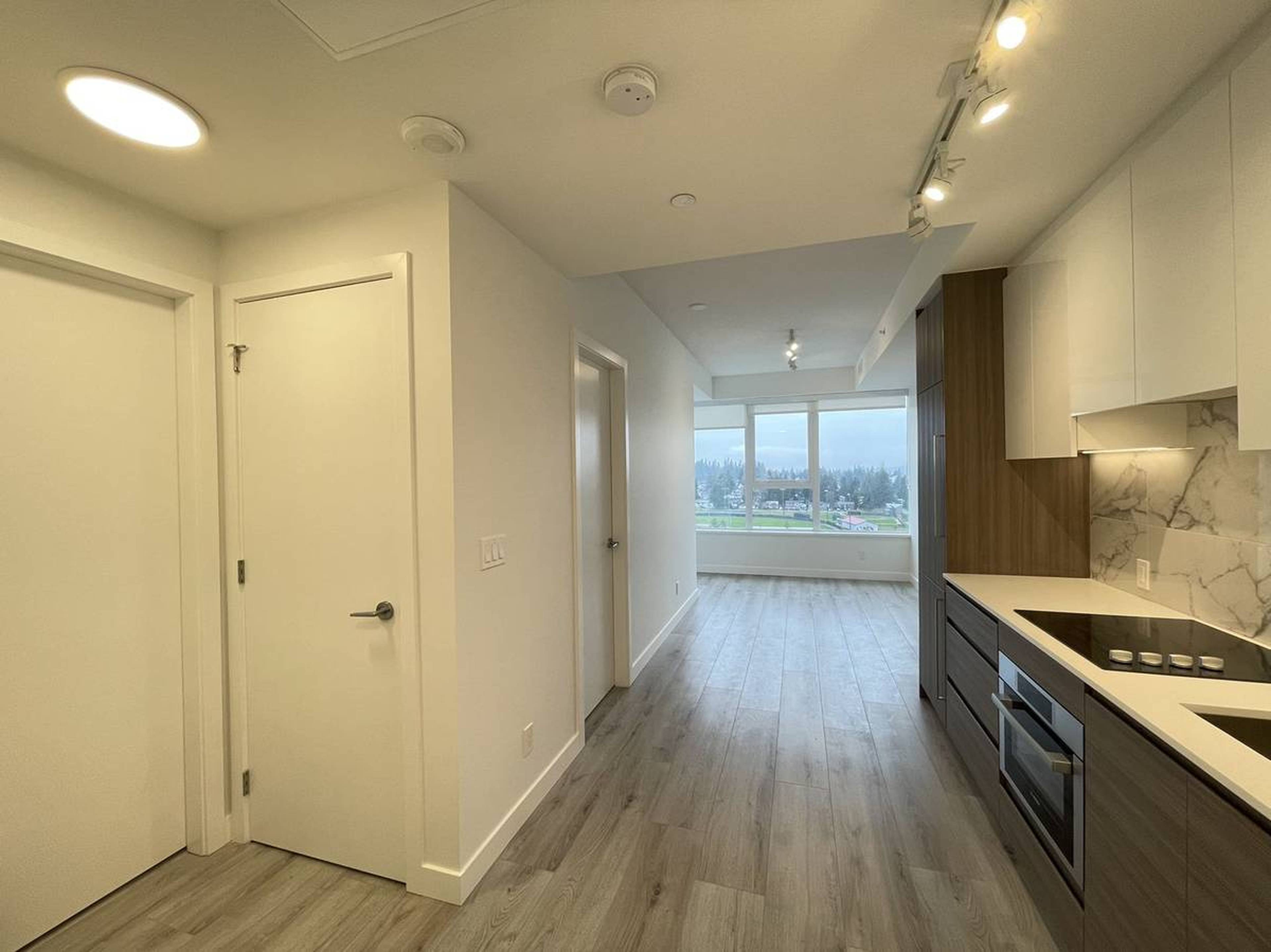 10626 City Pkwy, Surrey, BC 1 Bedroom Apartment for Rent liv.rent